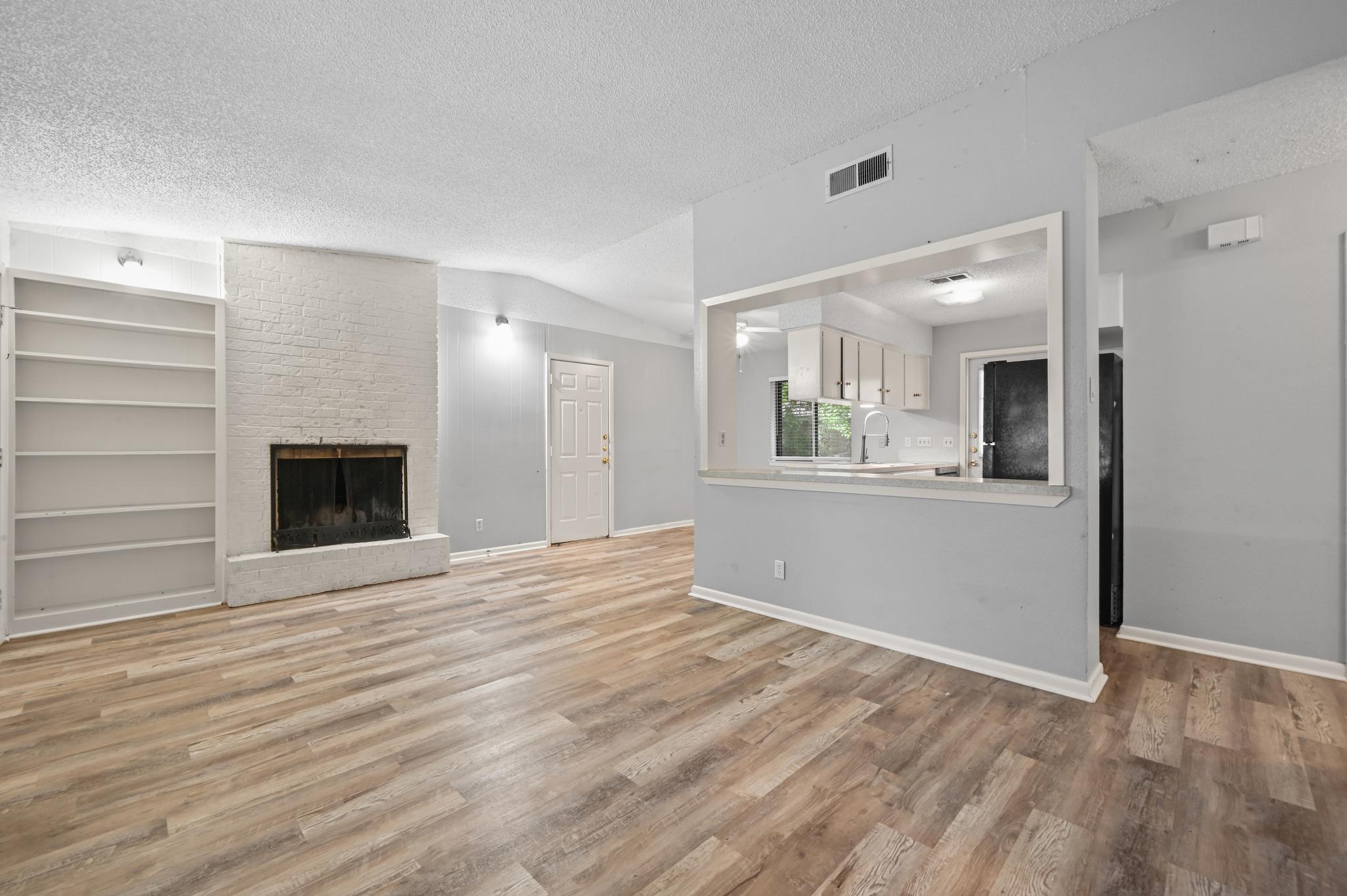 8910 Little Walnut # A, Austin, TX 78758