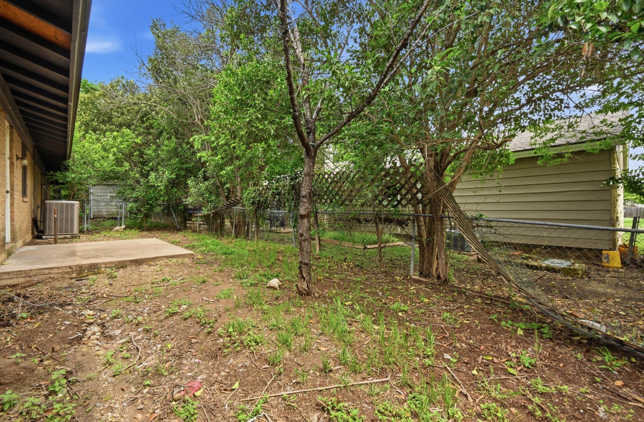 8910 Little Walnut # A, Austin, TX 78758