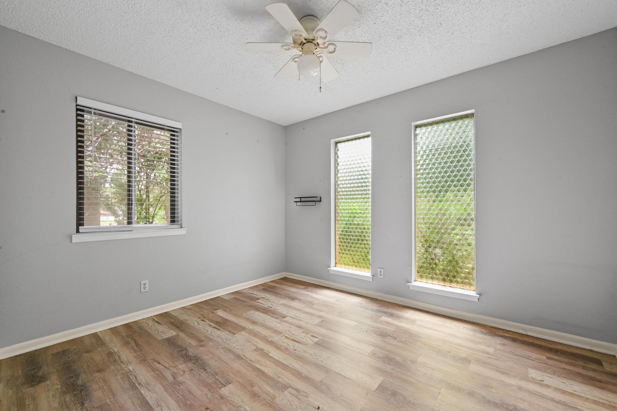 8910 Little Walnut # A, Austin, TX 78758