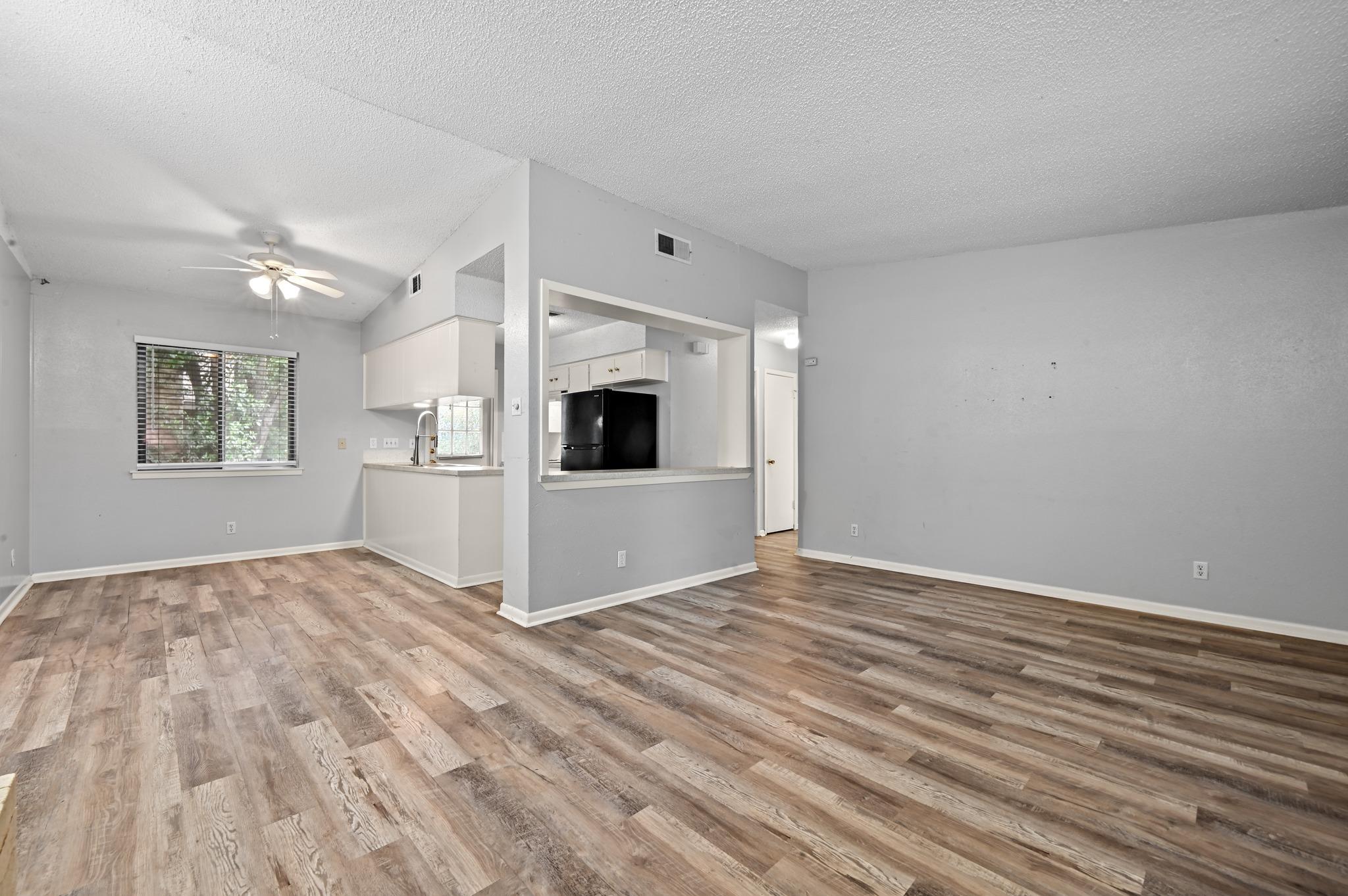 8910 Little Walnut # A, Austin, TX 78758