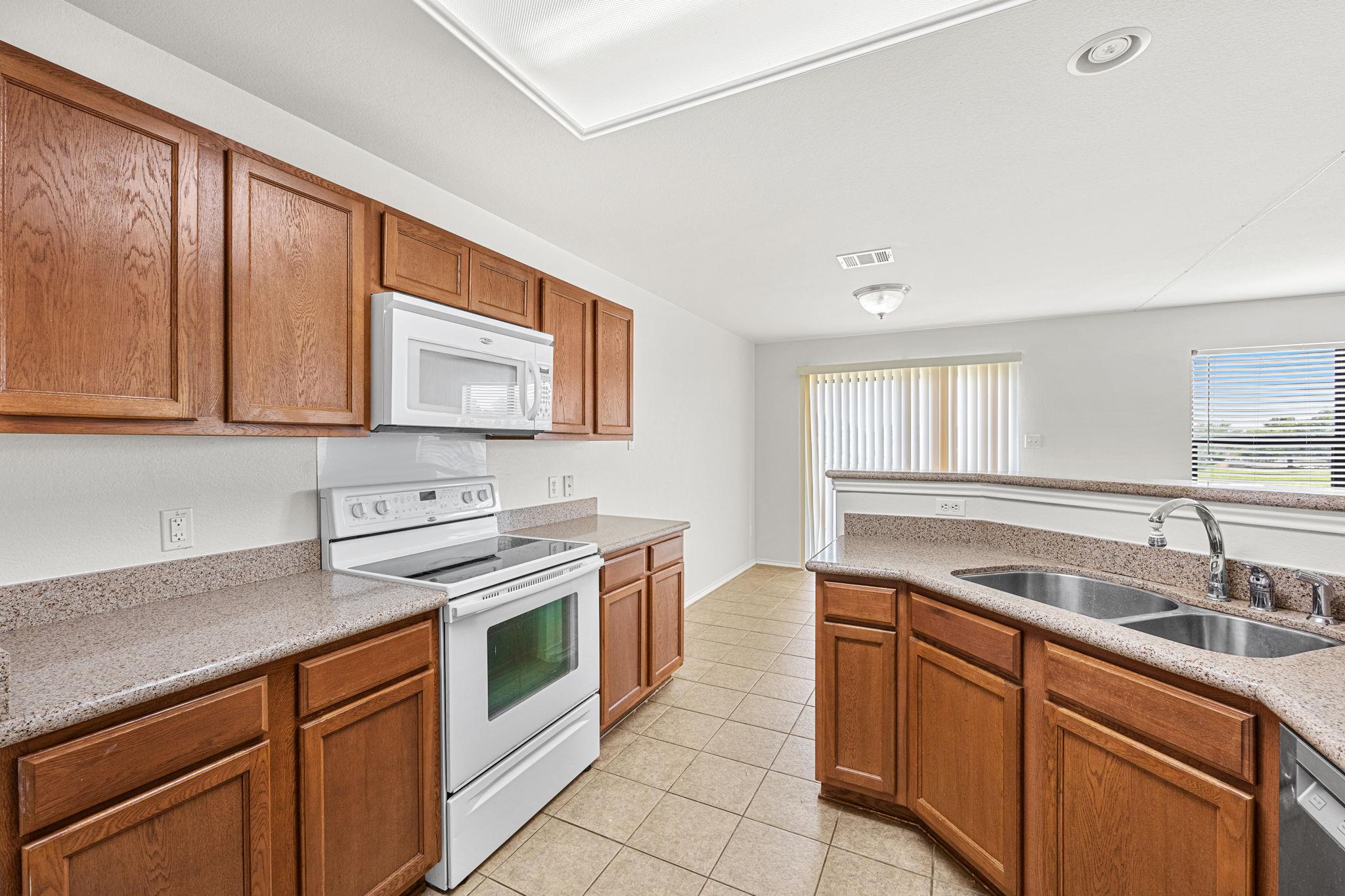821 Tumbleweed Trl, Temple, TX 76502