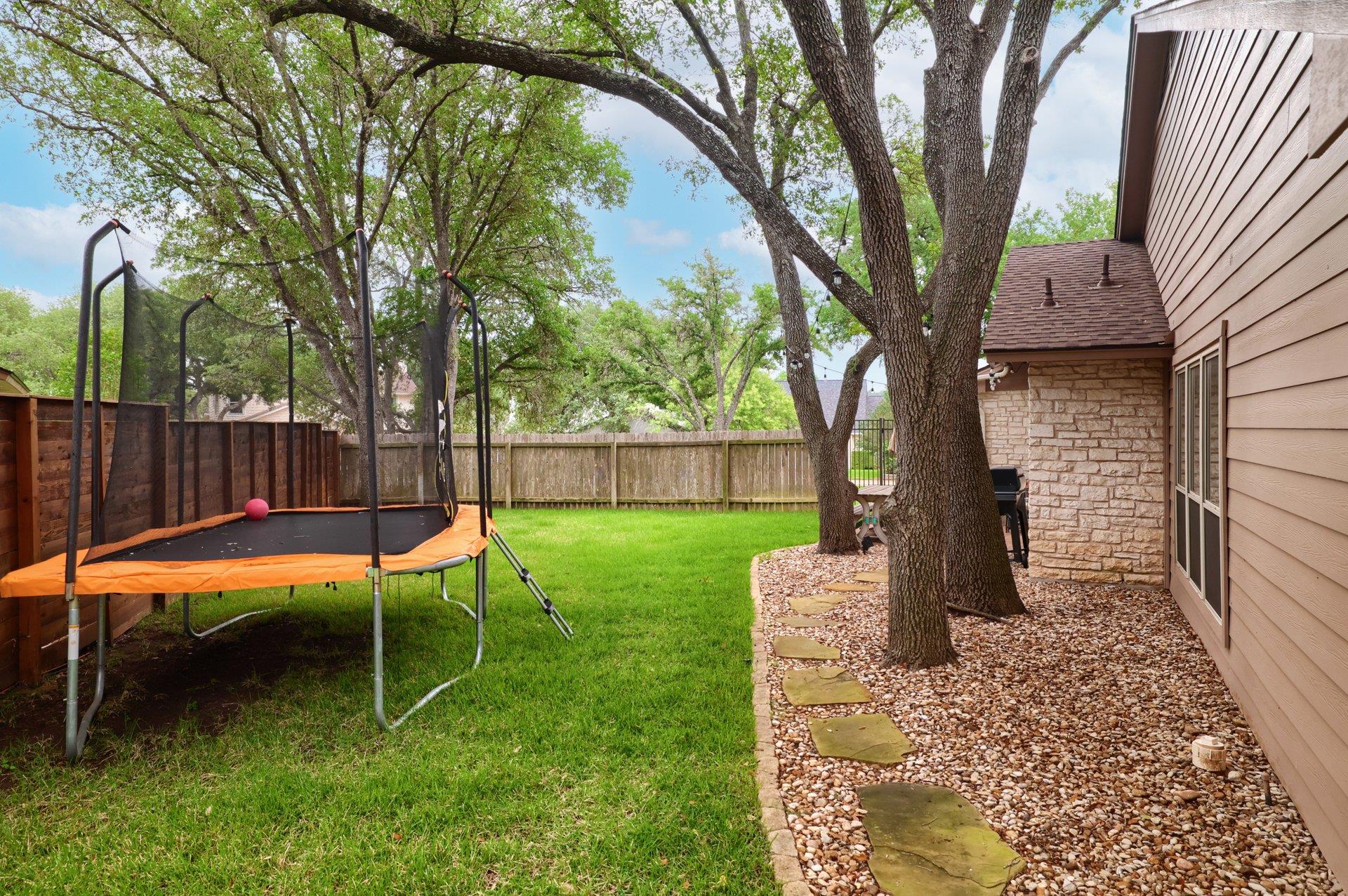 11200 Stormy Ridge Rd, Austin, TX 78739