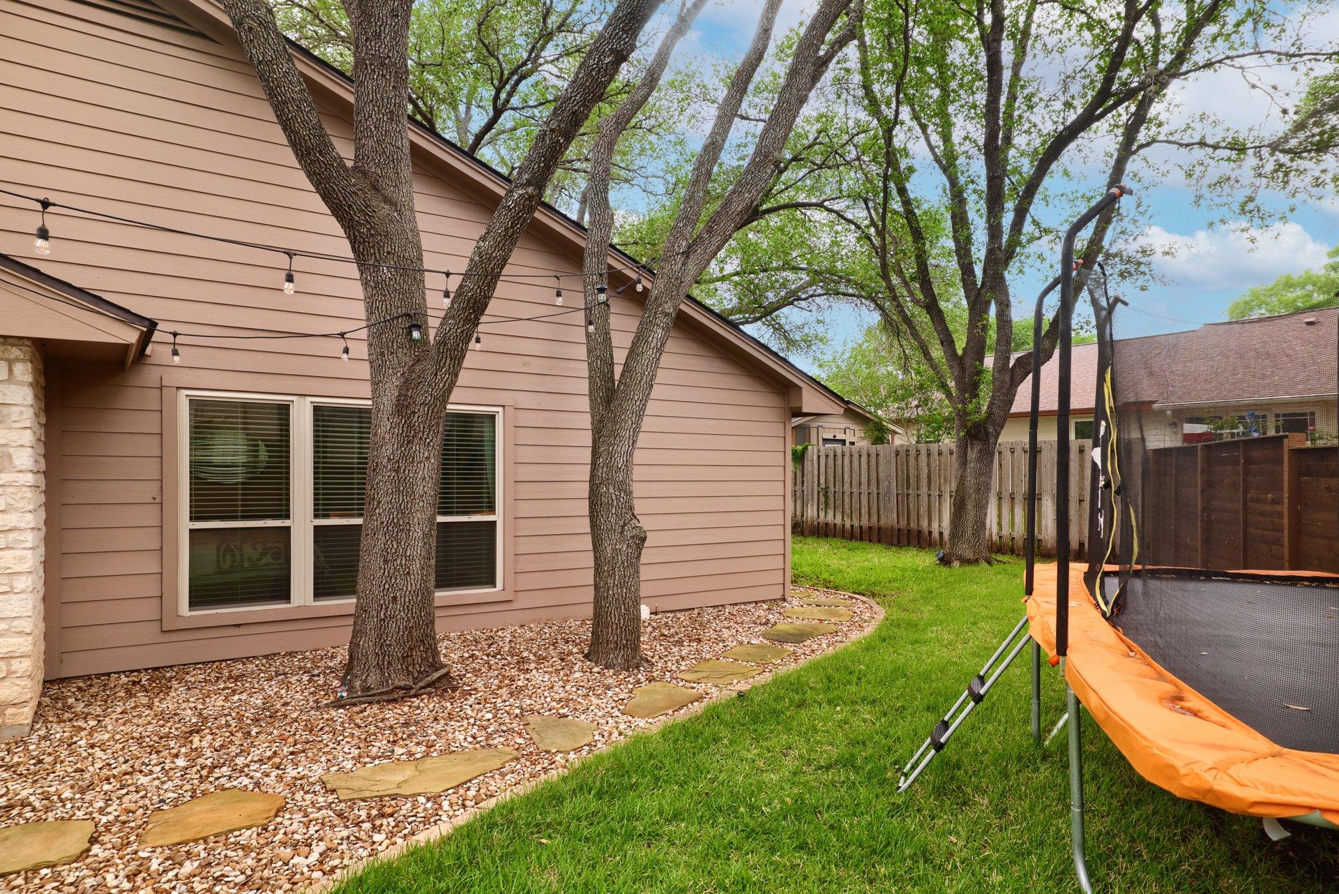 11200 Stormy Ridge Rd, Austin, TX 78739