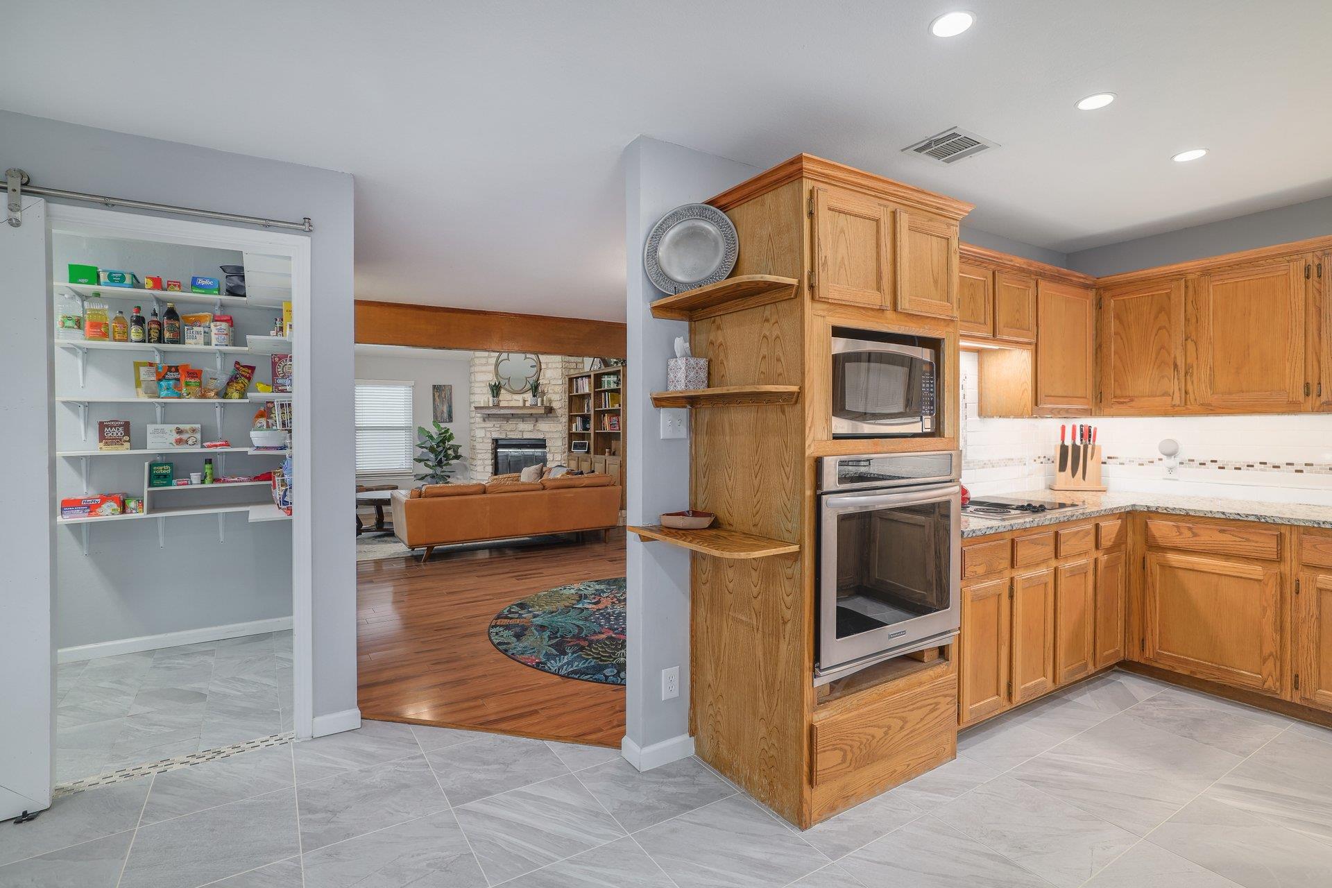 11200 Stormy Ridge Rd, Austin, TX 78739