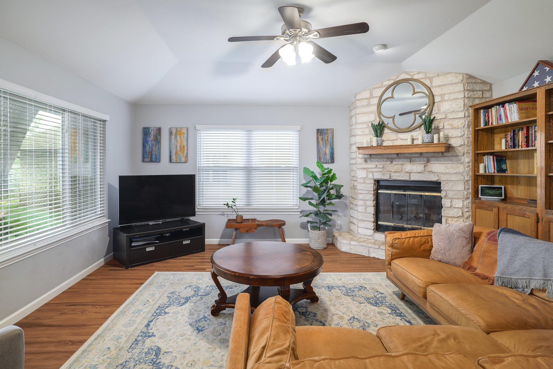 11200 Stormy Ridge Rd, Austin, TX 78739
