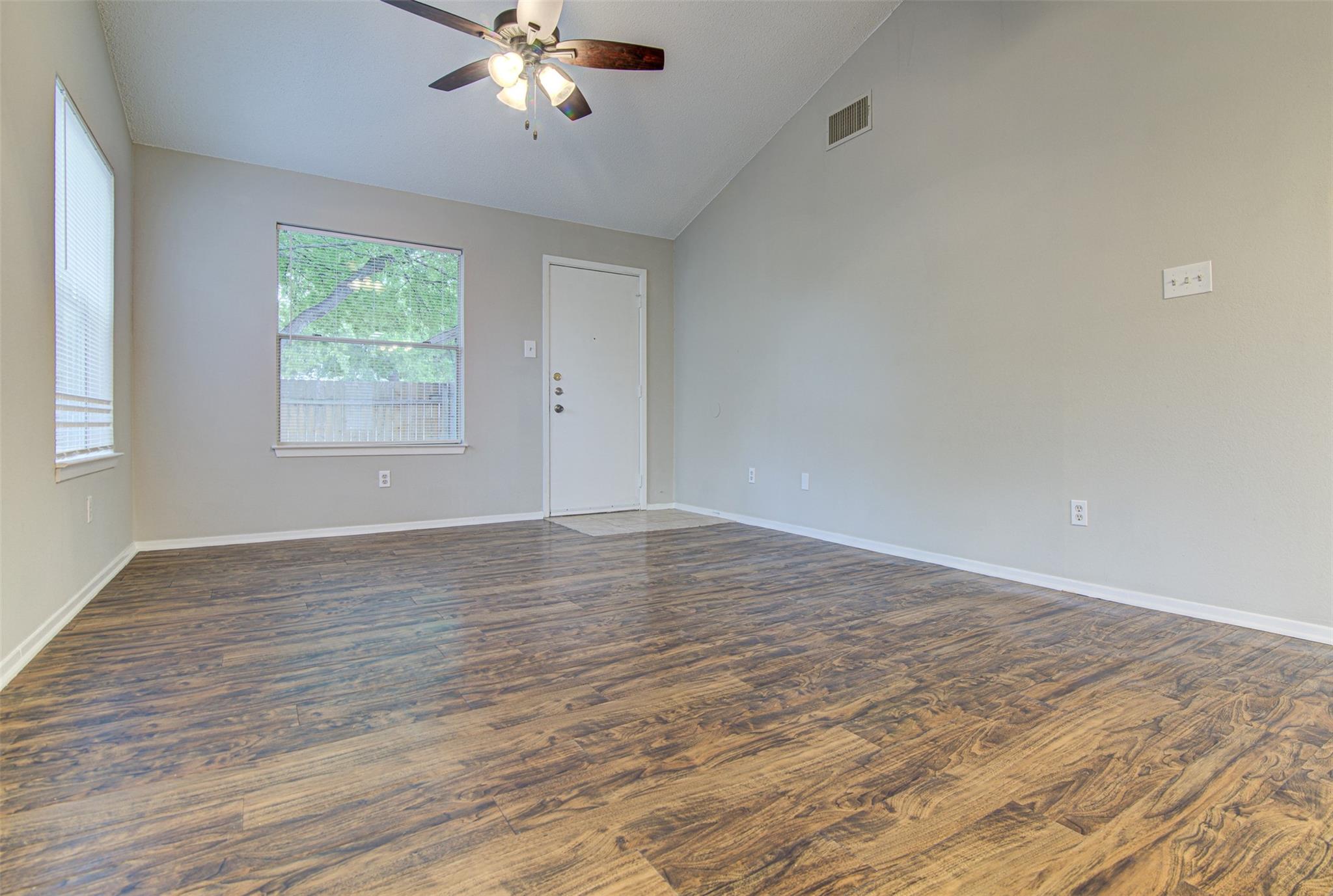 8116 West Gate Blvd # B, Austin, TX 78745