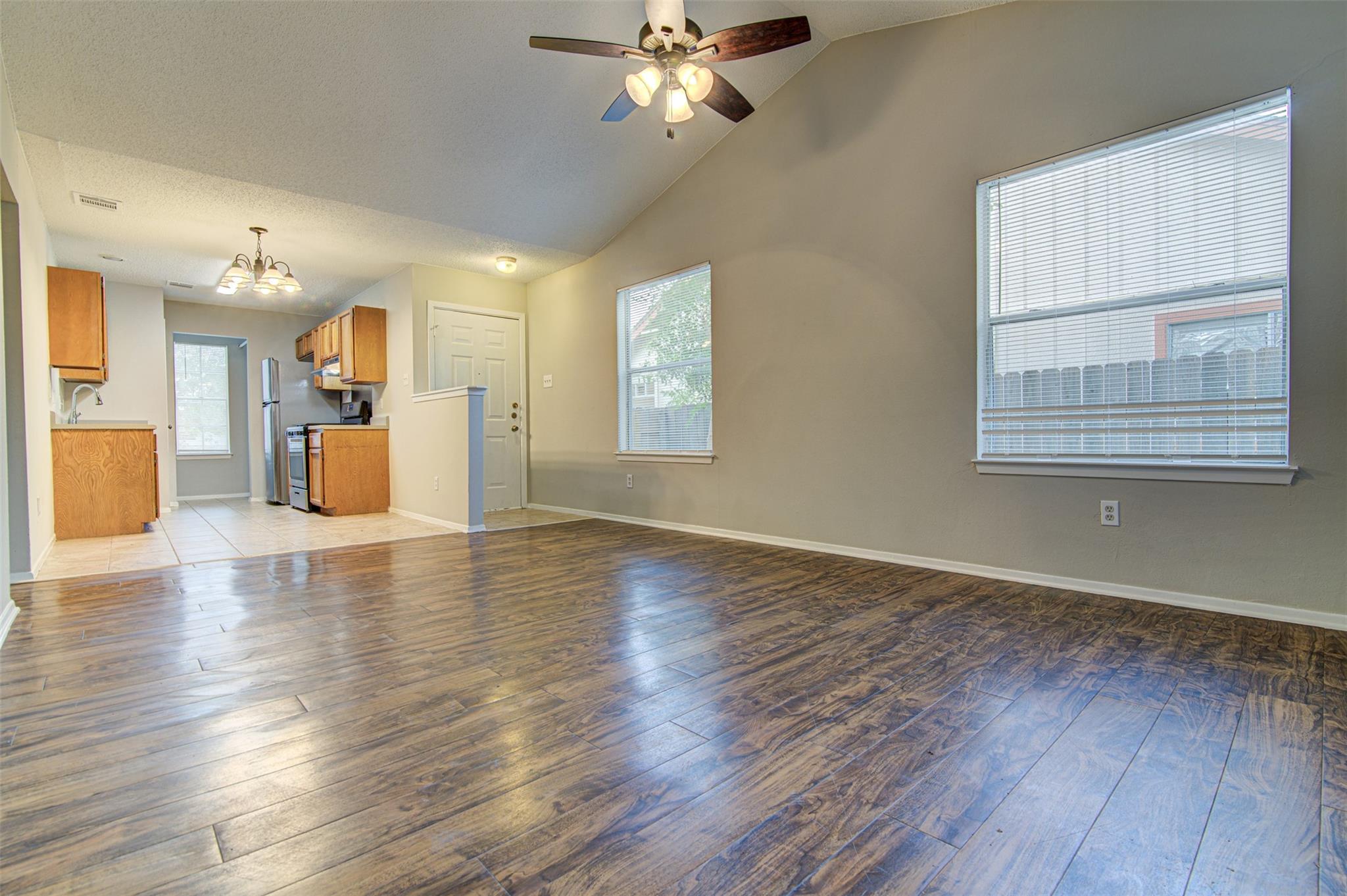8116 West Gate Blvd # B, Austin, TX 78745