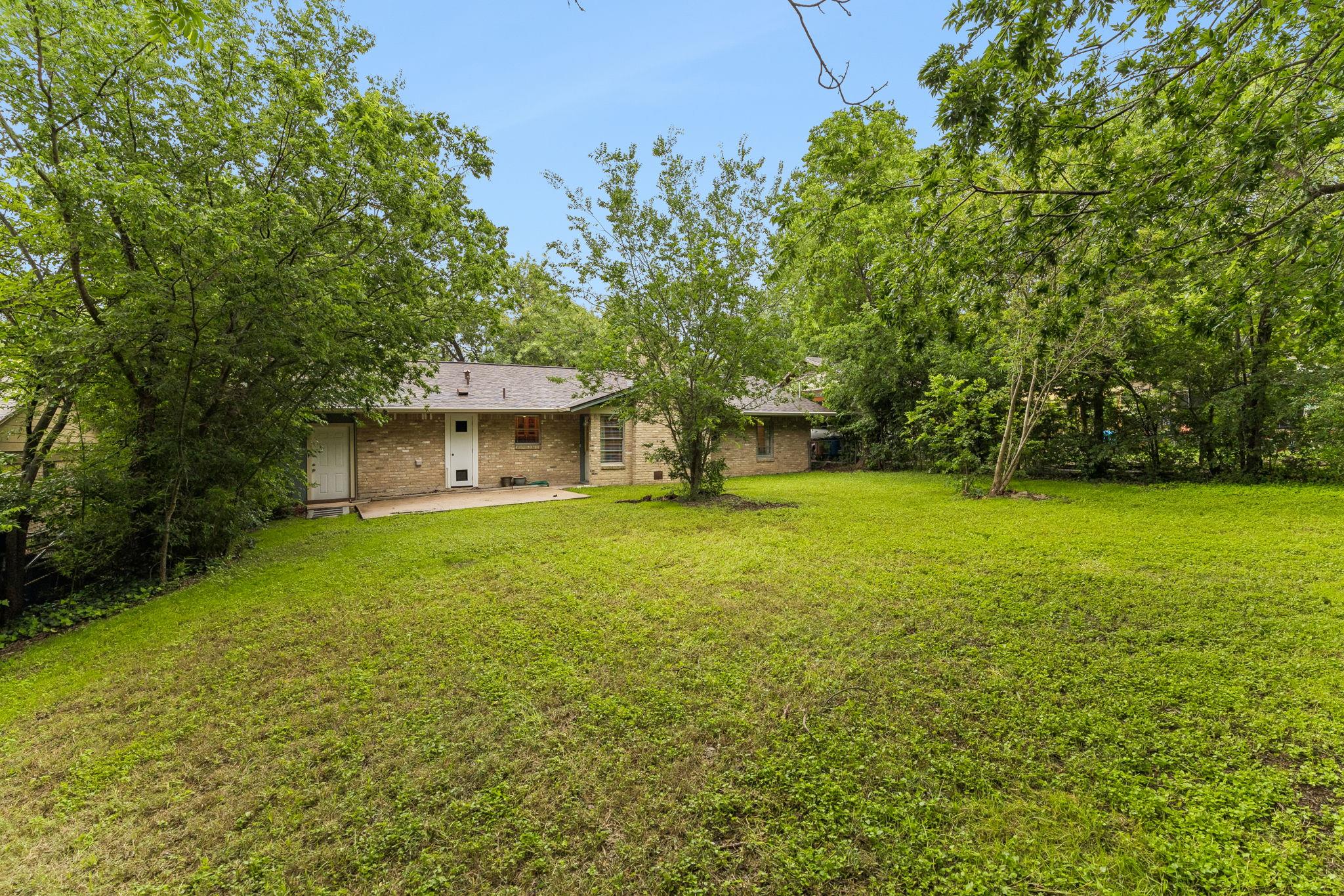 6902 Notre Dame Dr, Austin, TX 78723