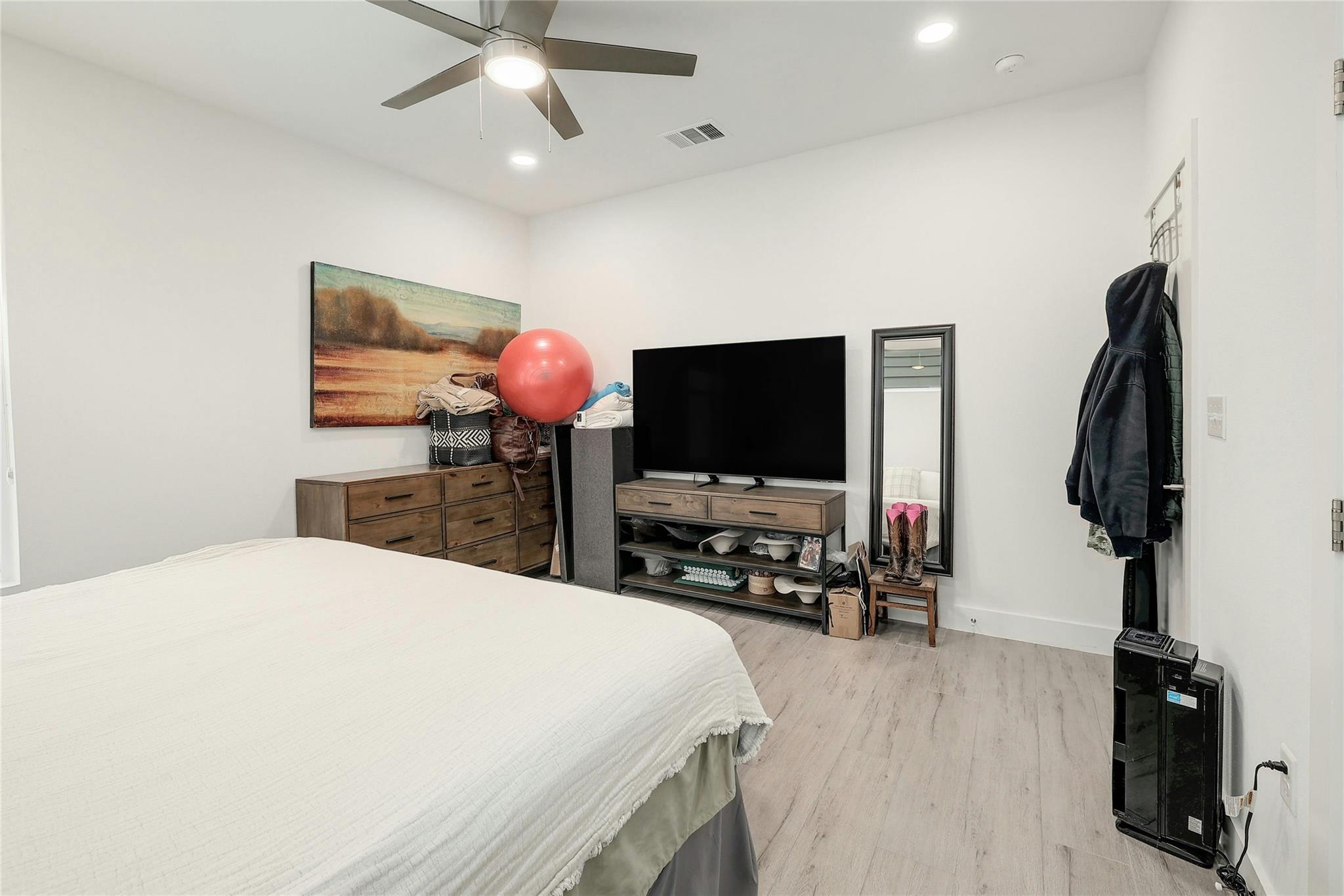 4300 Mansfield Dam Ct # 821, Austin, TX 78734