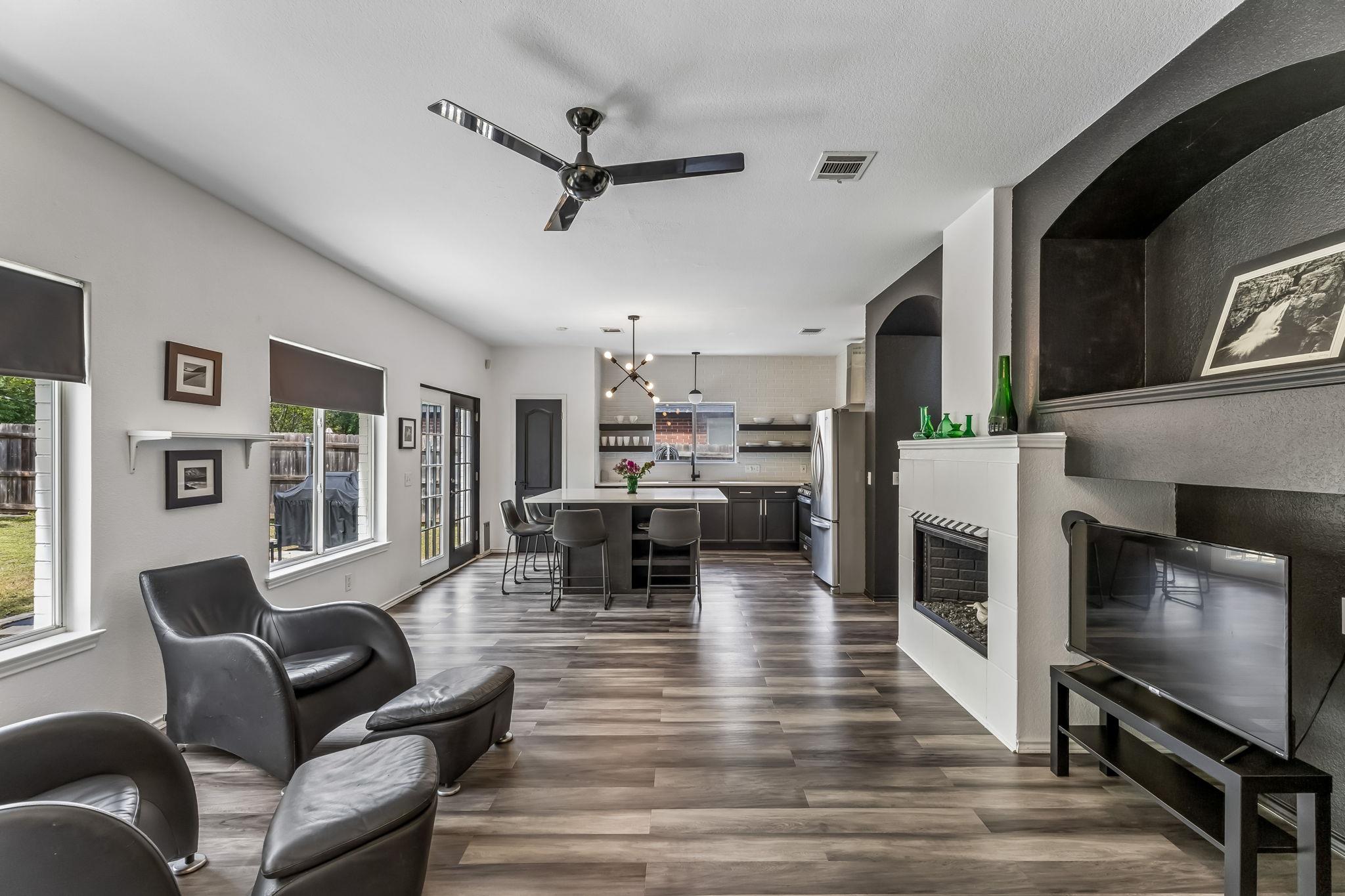 6804 Gabion Dr, Austin, TX 78749