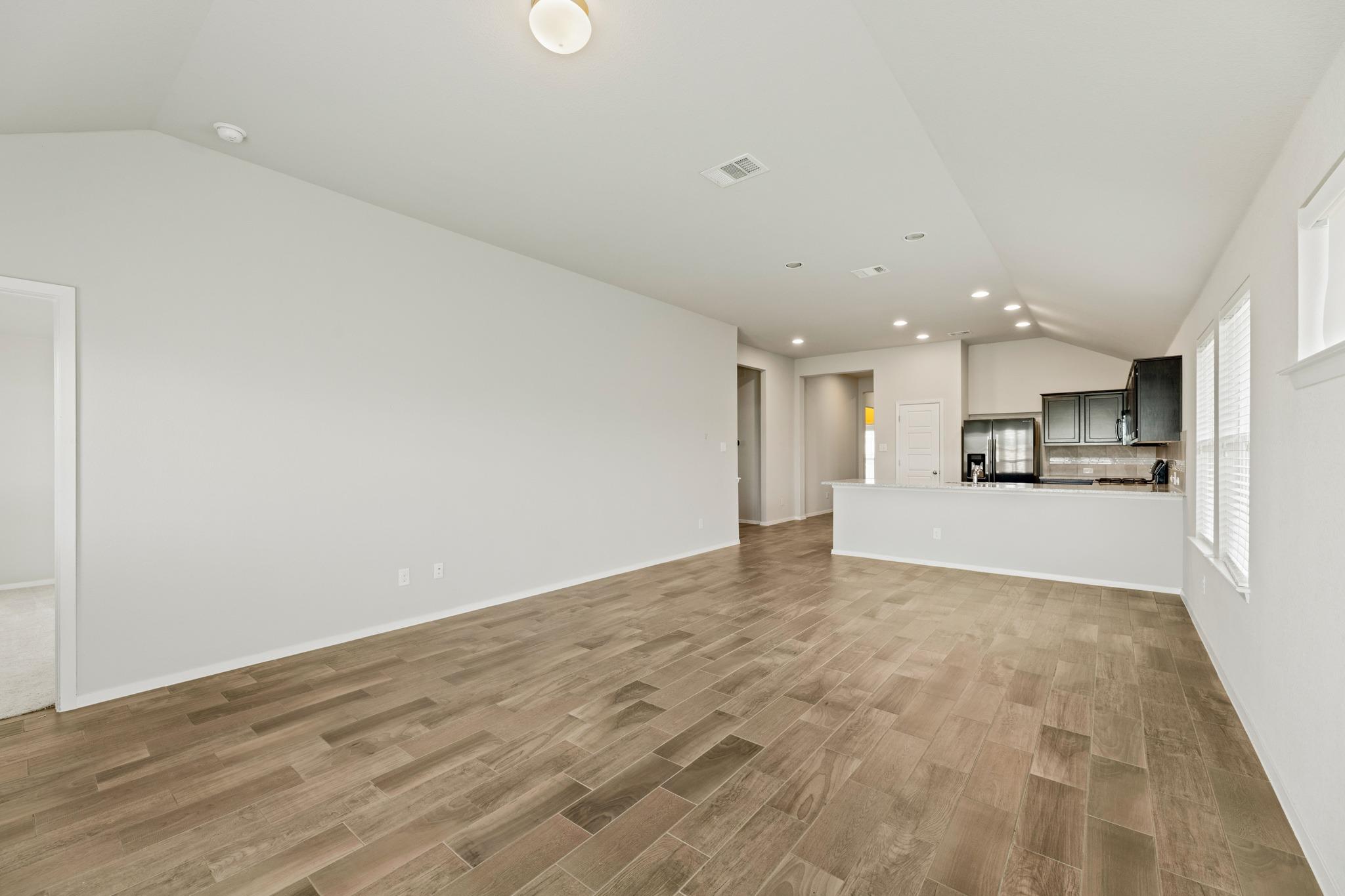 7920 Castelardo Pl # 50, Round Rock, TX 78665