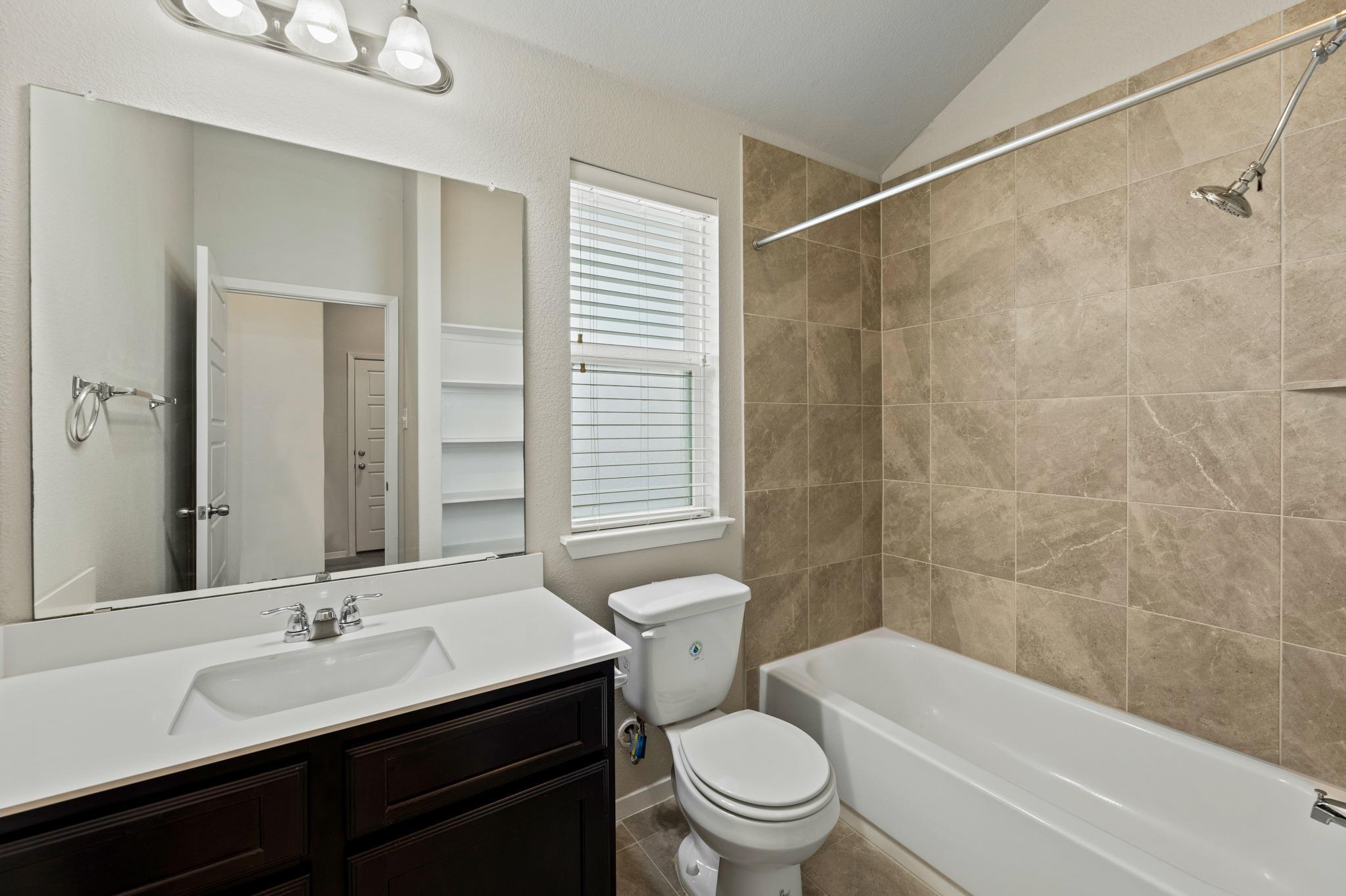7920 Castelardo Pl # 50, Round Rock, TX 78665