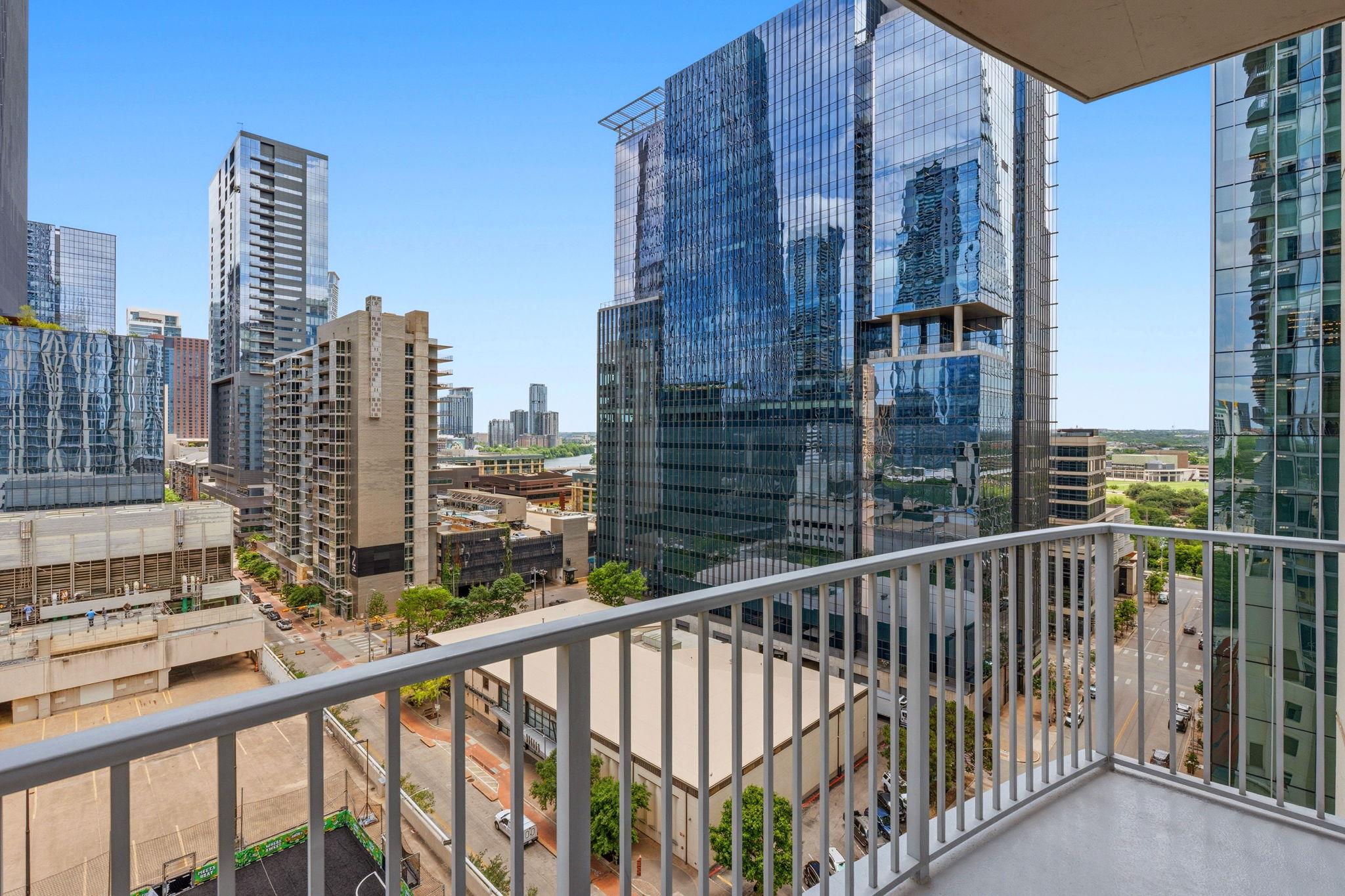 360 Nueces St # 1303, Austin, TX 78701