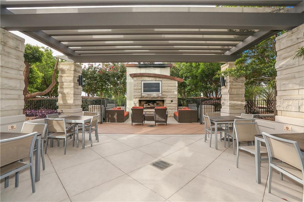 360 Nueces St # 1303, Austin, TX 78701