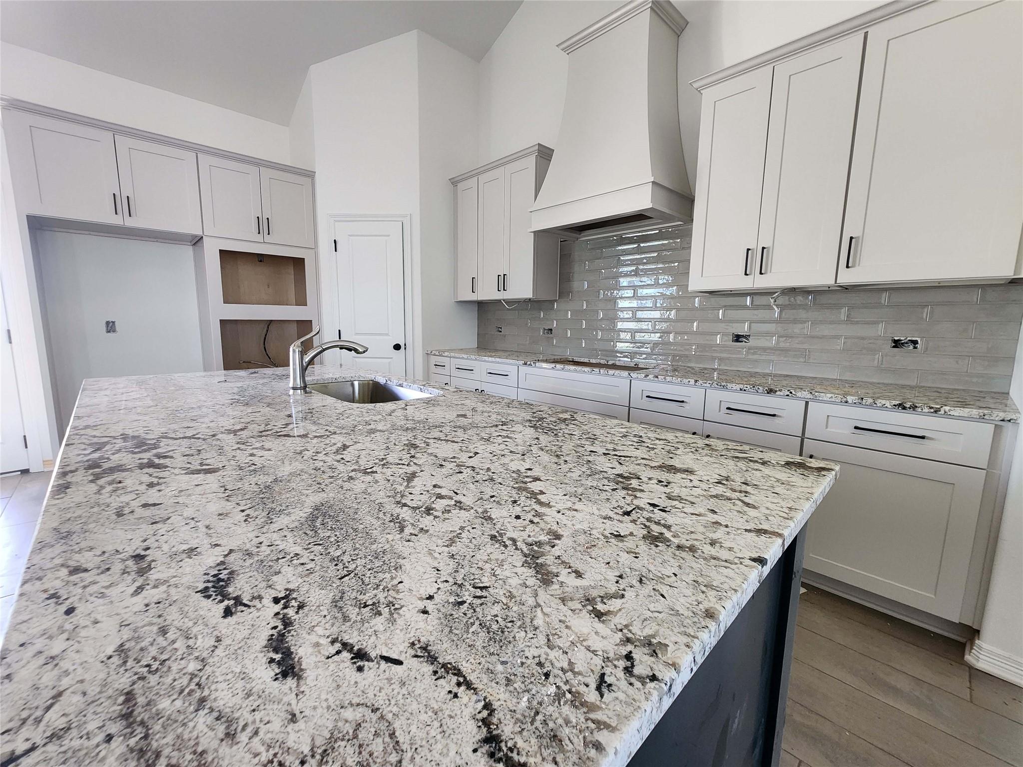 701 Golden Eagle Dr, Salado, TX 76571