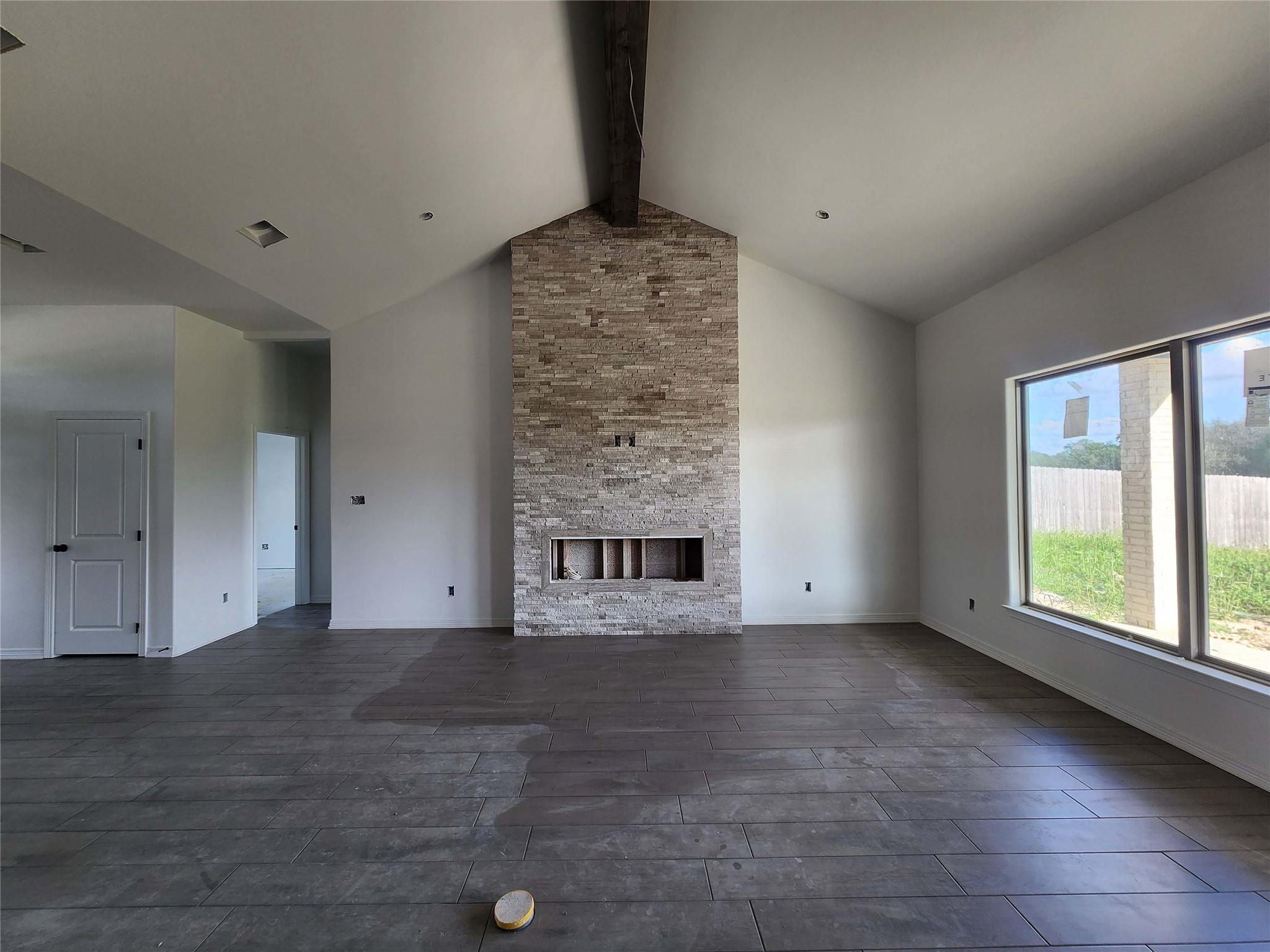 701 Golden Eagle Dr, Salado, TX 76571