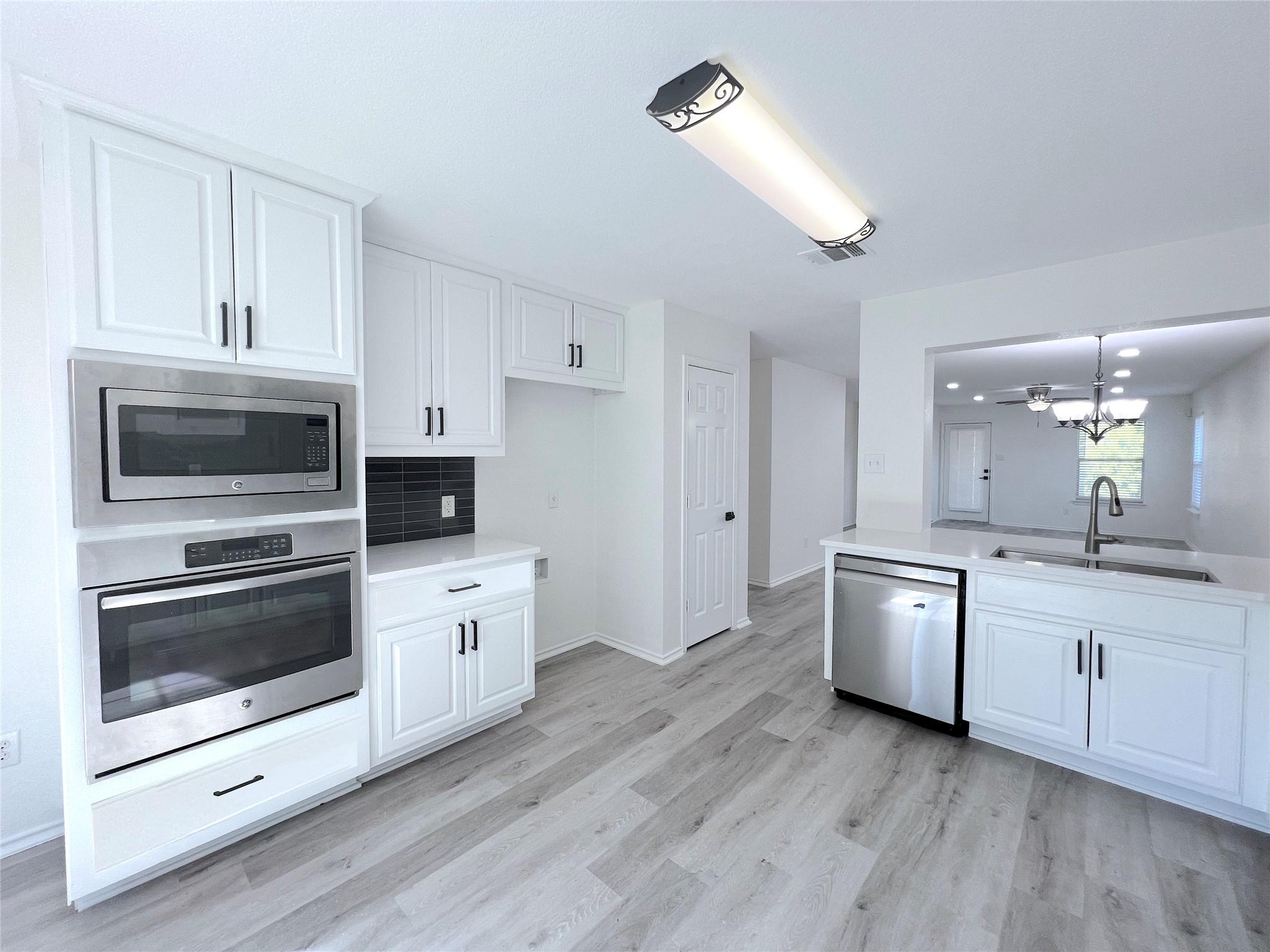 2725 Summerwalk Pl, Round Rock, TX 78665