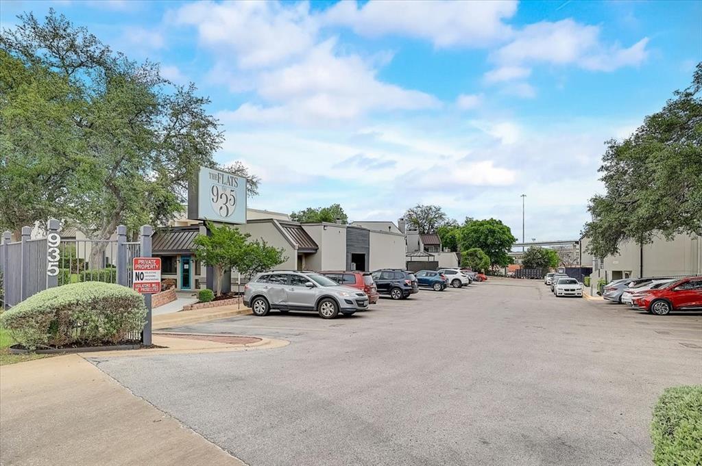 935 La Posada Dr # 222, Austin, TX 78752