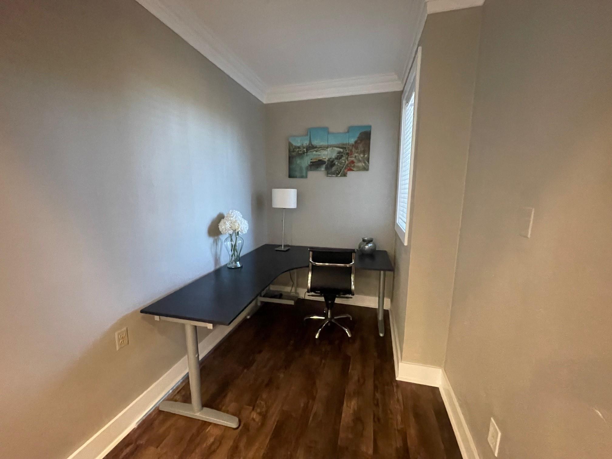 935 La Posada Dr # 222, Austin, TX 78752