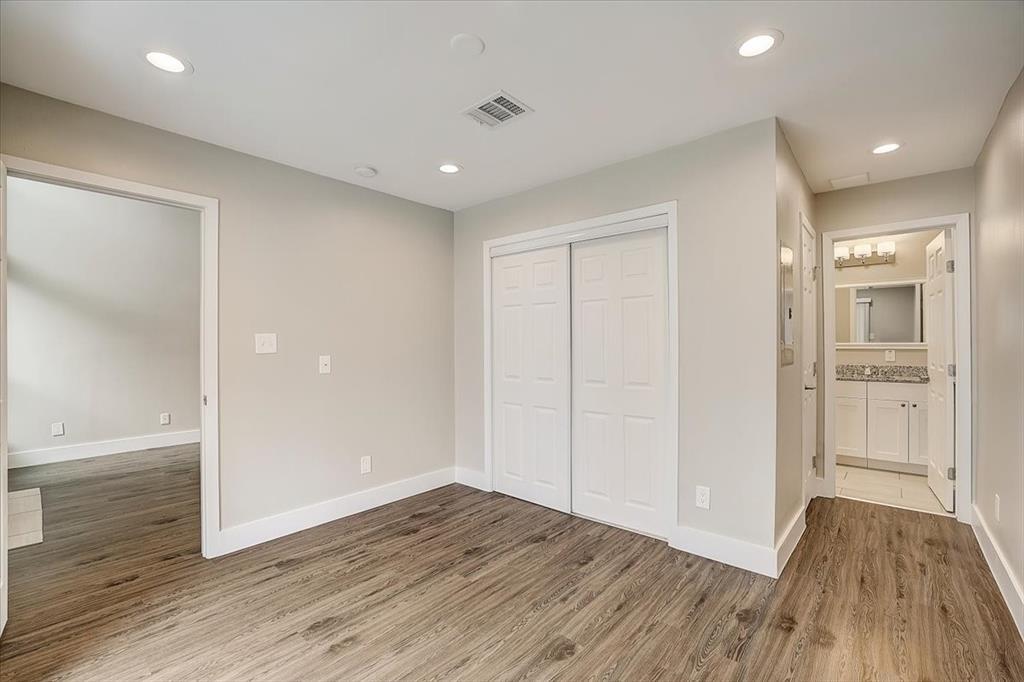 935 La Posada Dr # 222, Austin, TX 78752