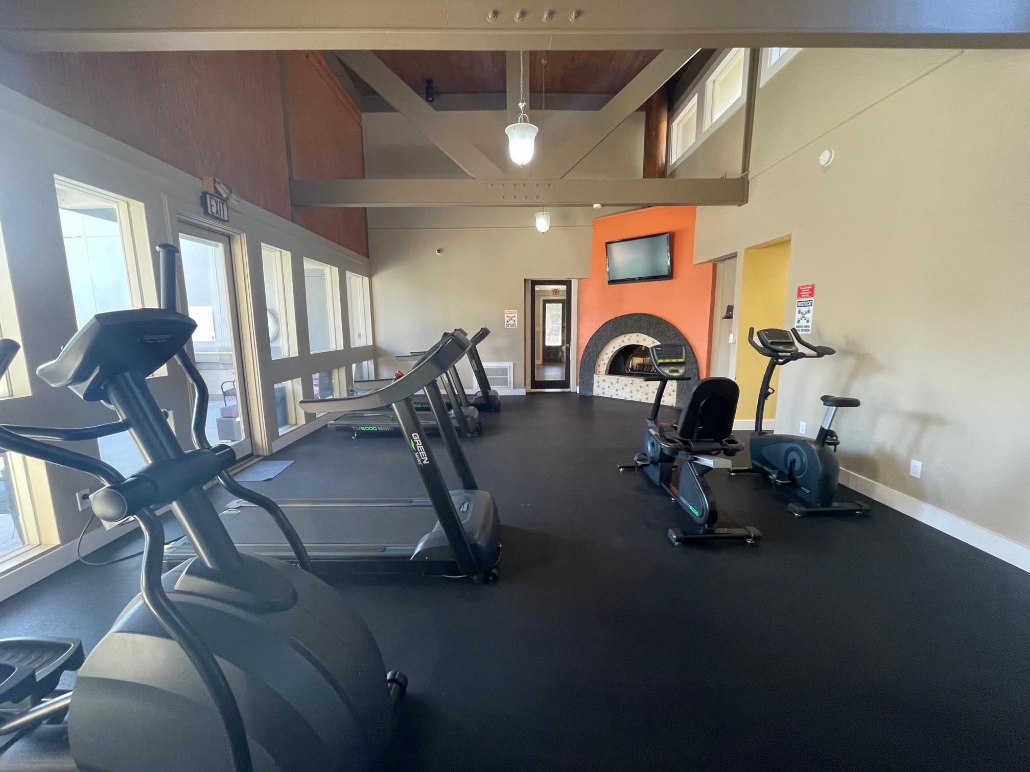 935 La Posada Dr # 222, Austin, TX 78752