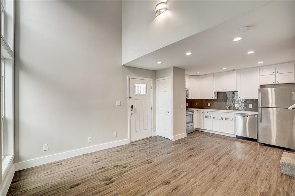 935 La Posada Dr # 222, Austin, TX 78752