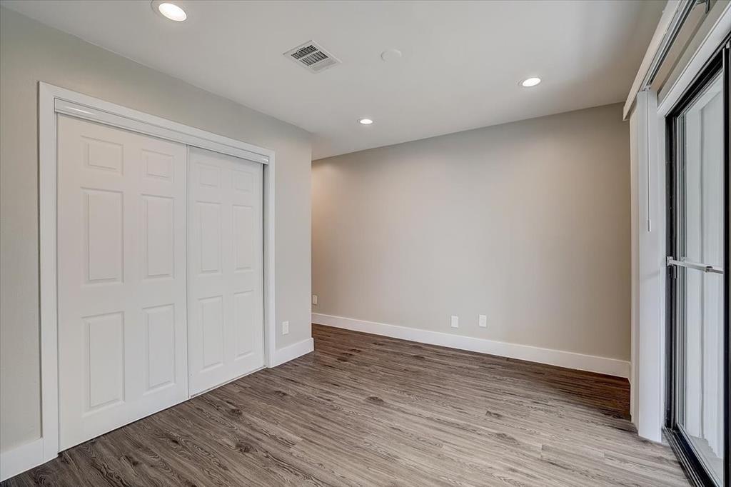 935 La Posada Dr # 222, Austin, TX 78752
