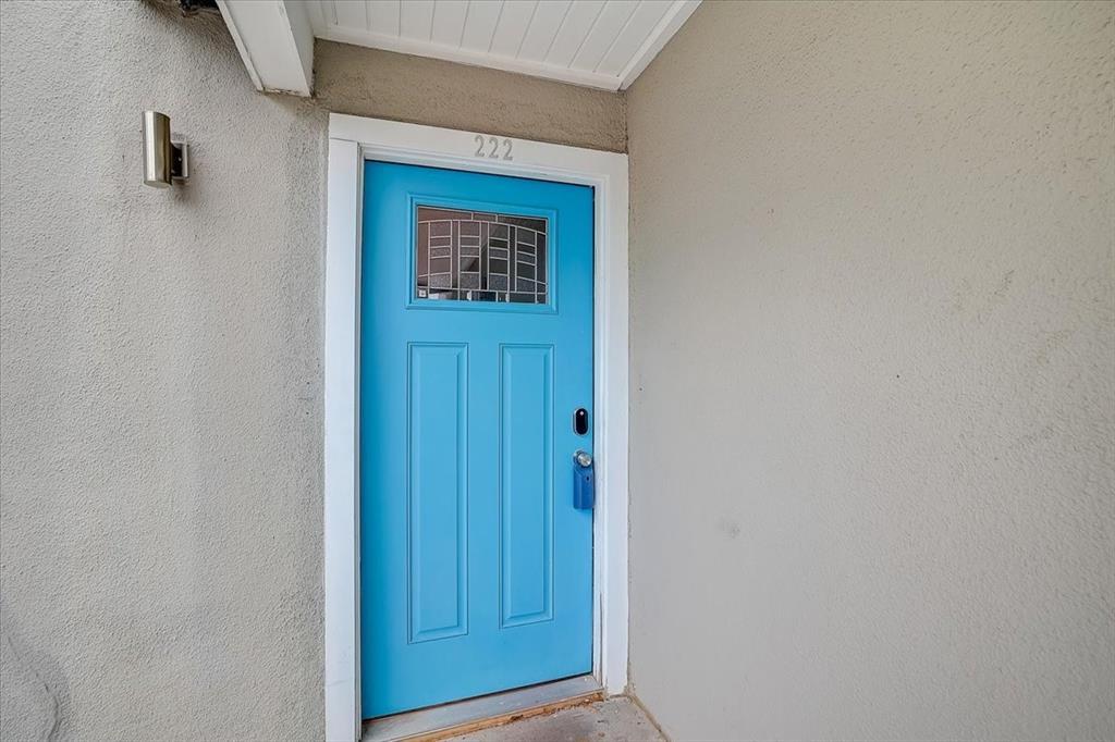 935 La Posada Dr # 222, Austin, TX 78752