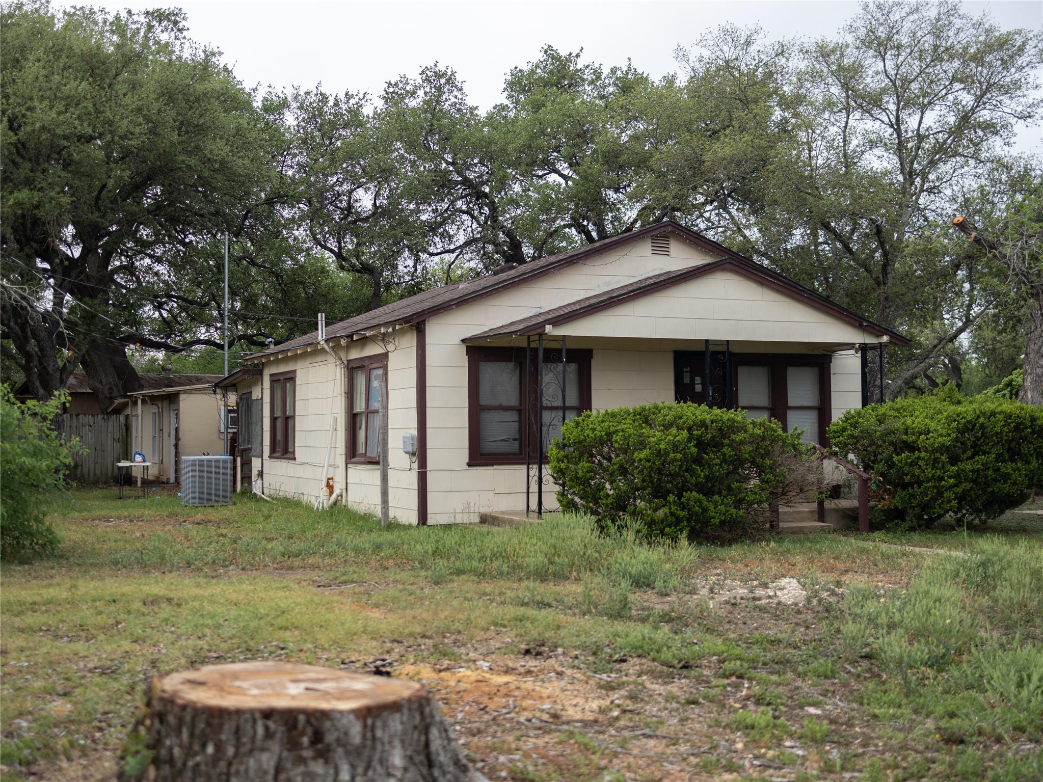 4714 E Southcross Blvd, San Antonio, TX 78222