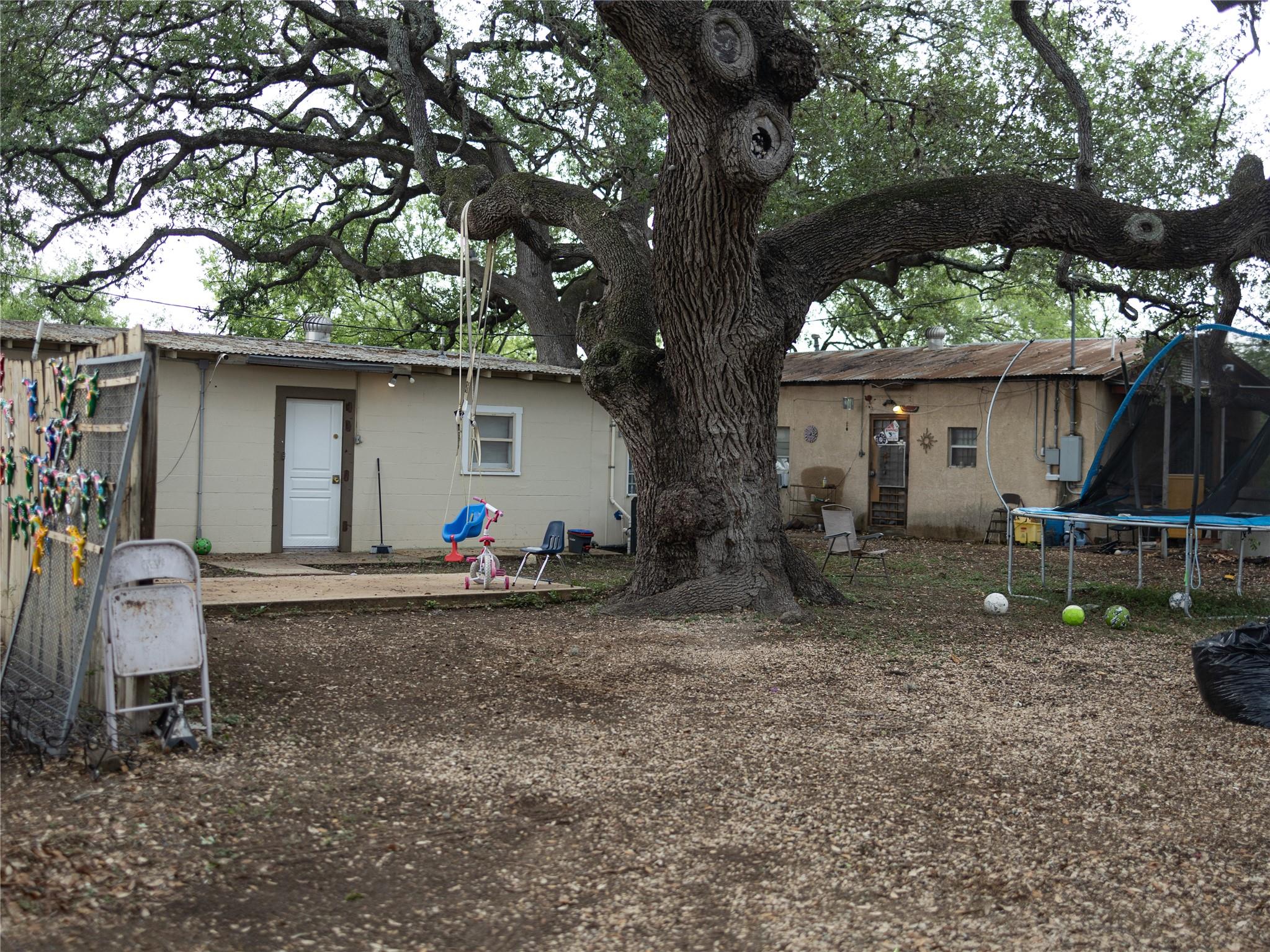 4714 E Southcross Blvd, San Antonio, TX 78222