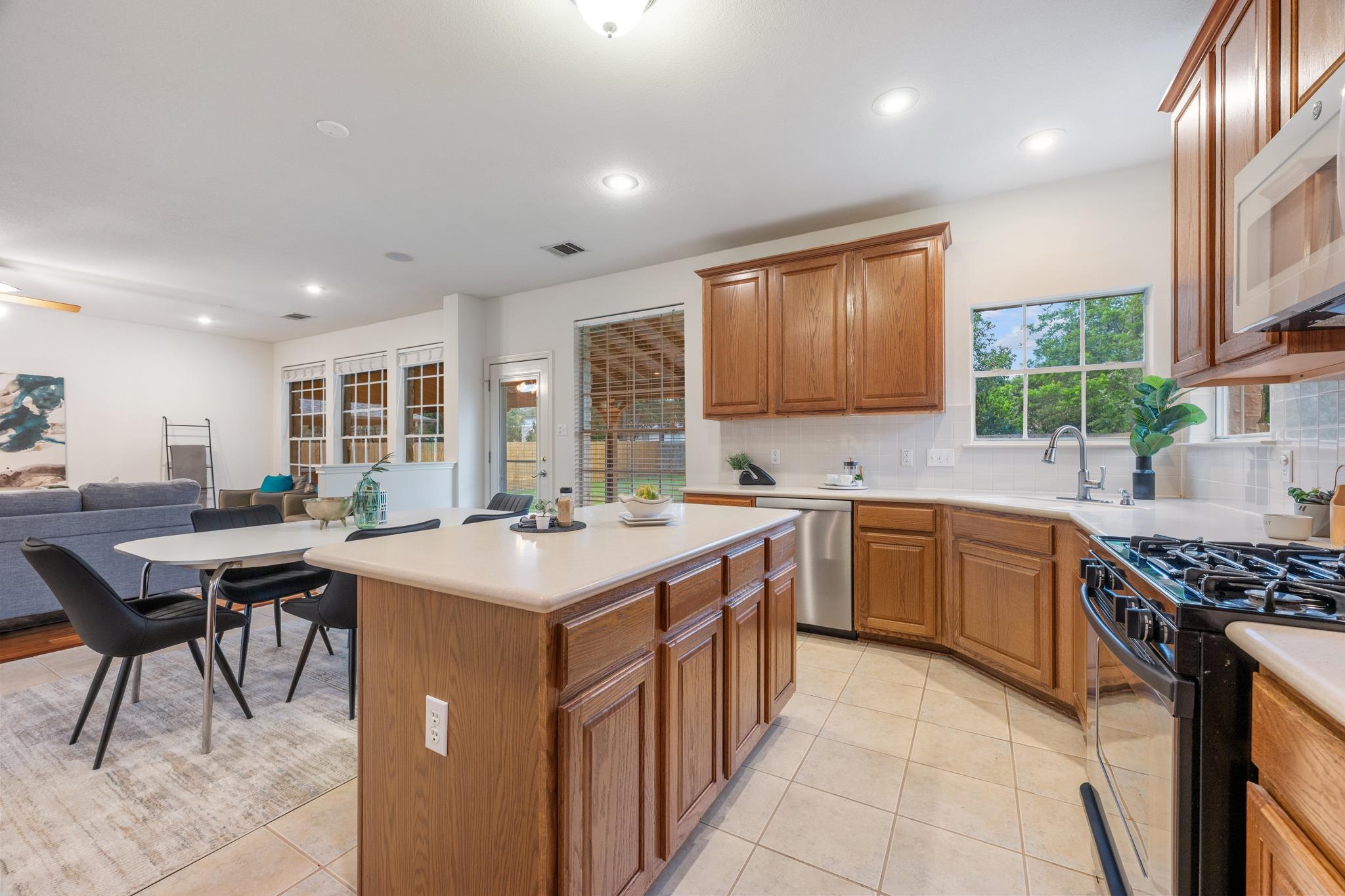 14525 Ballyclarc Dr, Austin, TX 78717