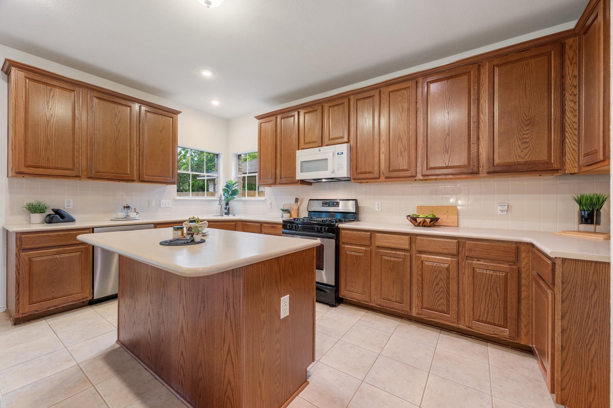 14525 Ballyclarc Dr, Austin, TX 78717