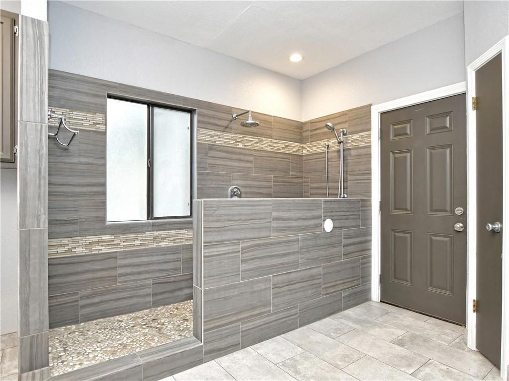 606 Tyrone Dr, Leander, TX 78641