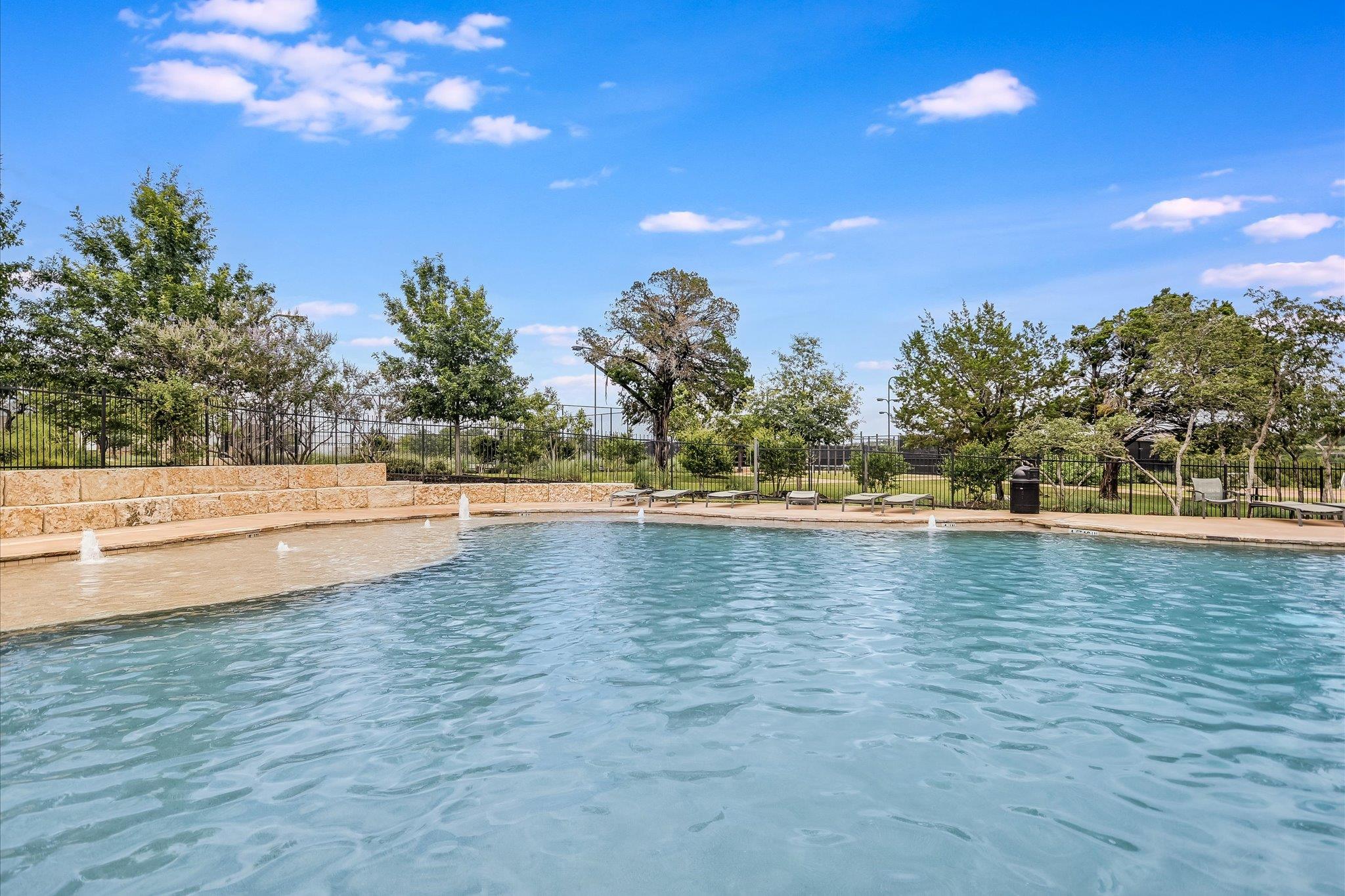 212 Olivia Dr # 117, Austin, TX 78738