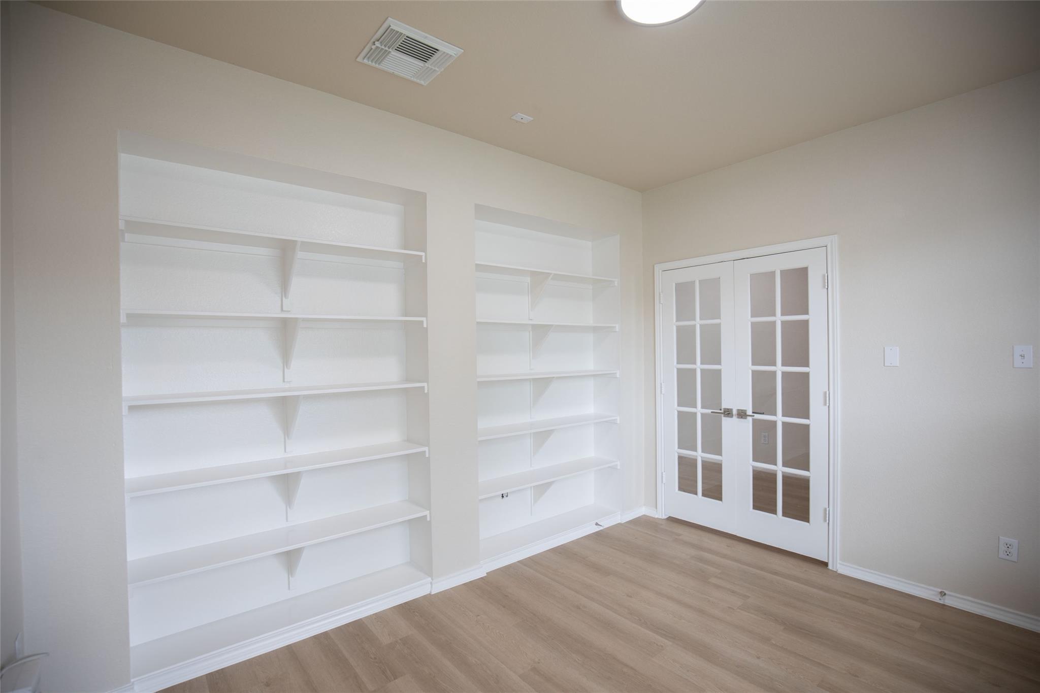 2308 Lou John St, Austin, TX 78727