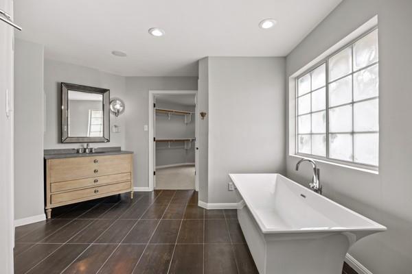 2500 Zambia Dr, Cedar Park, TX 78613