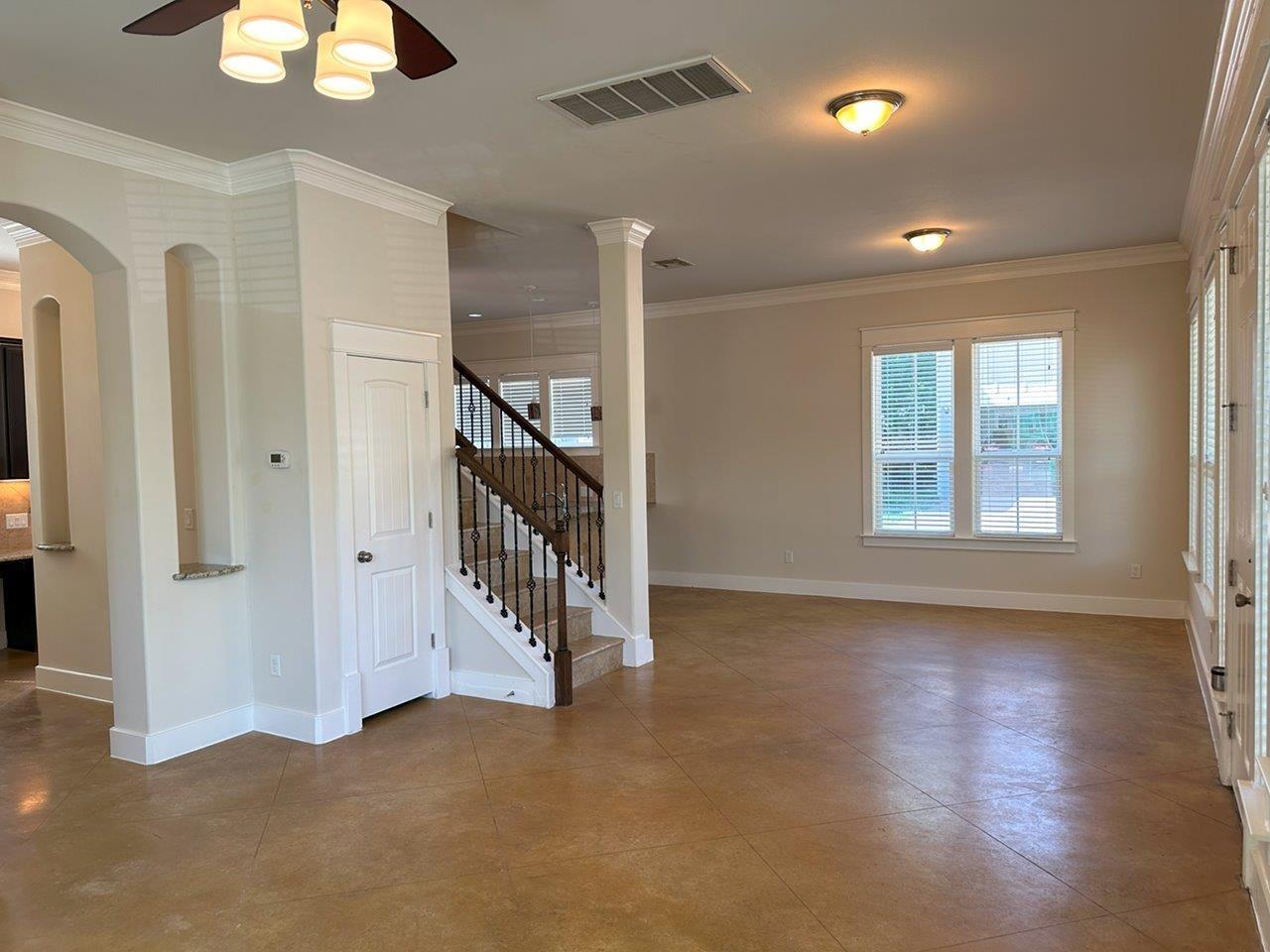 505 W North Loop Blvd # A, Austin, TX 78751