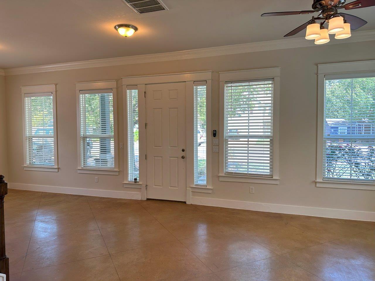 505 W North Loop Blvd # A, Austin, TX 78751
