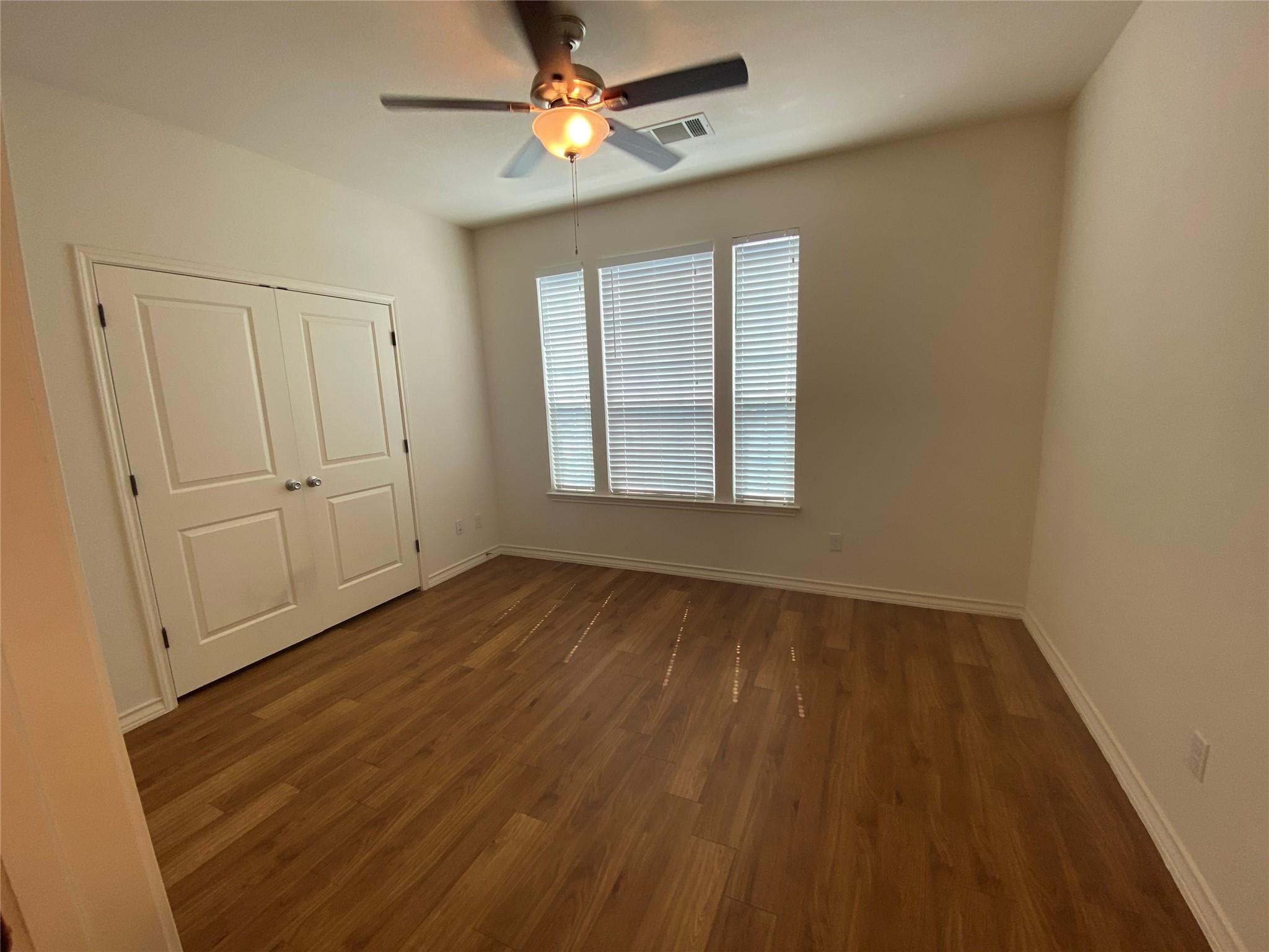 400 West St # C, Hutto, TX 78634