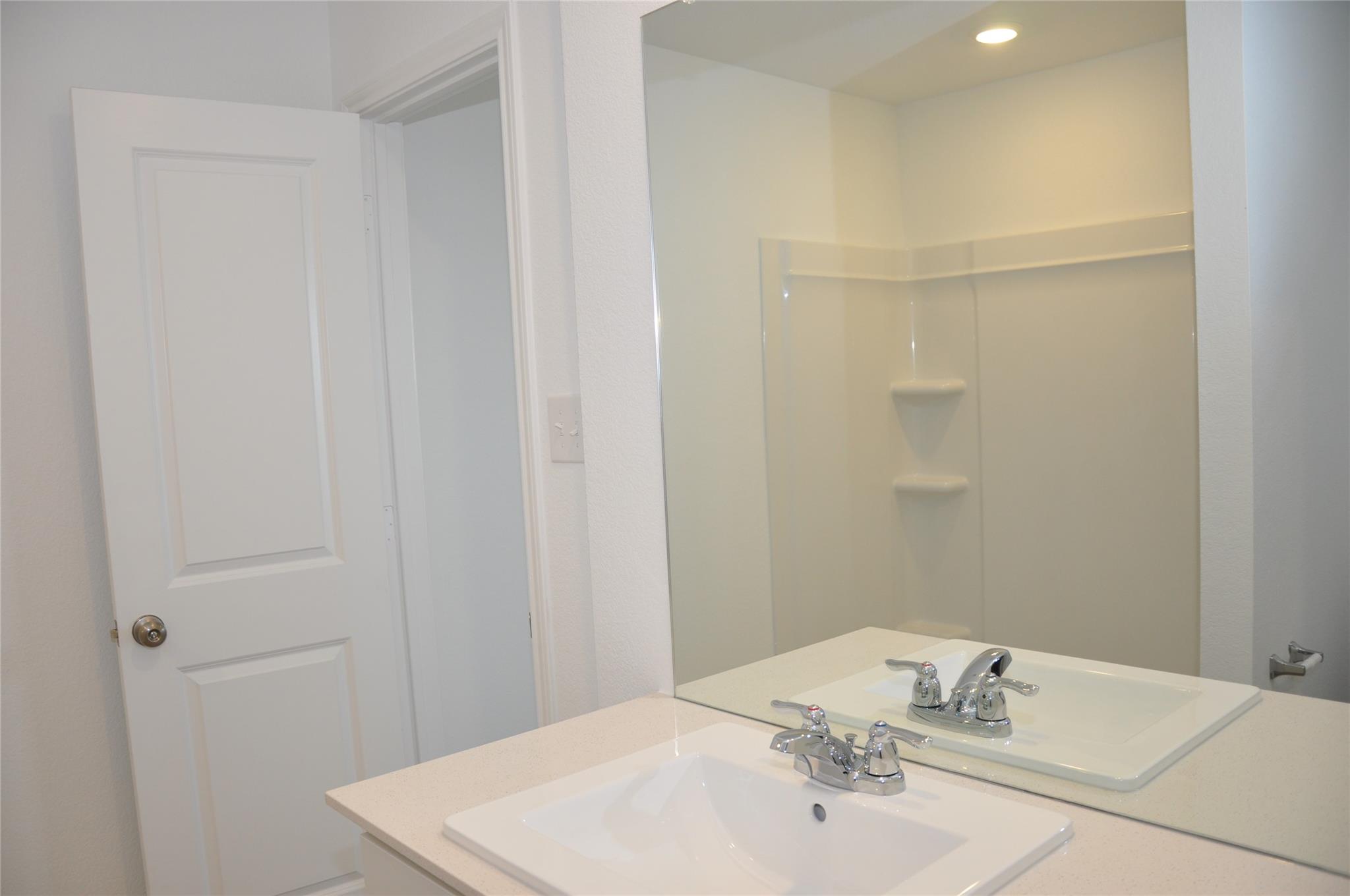 128 Hasty Heart Ct, Jarrell, TX 76537