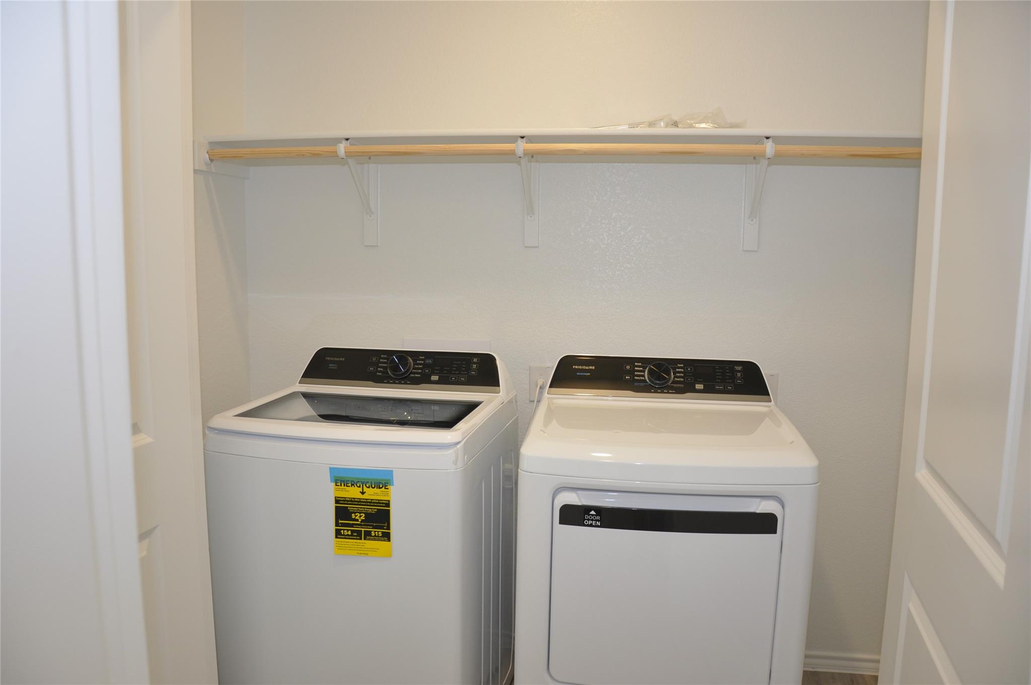 128 Hasty Heart Ct, Jarrell, TX 76537