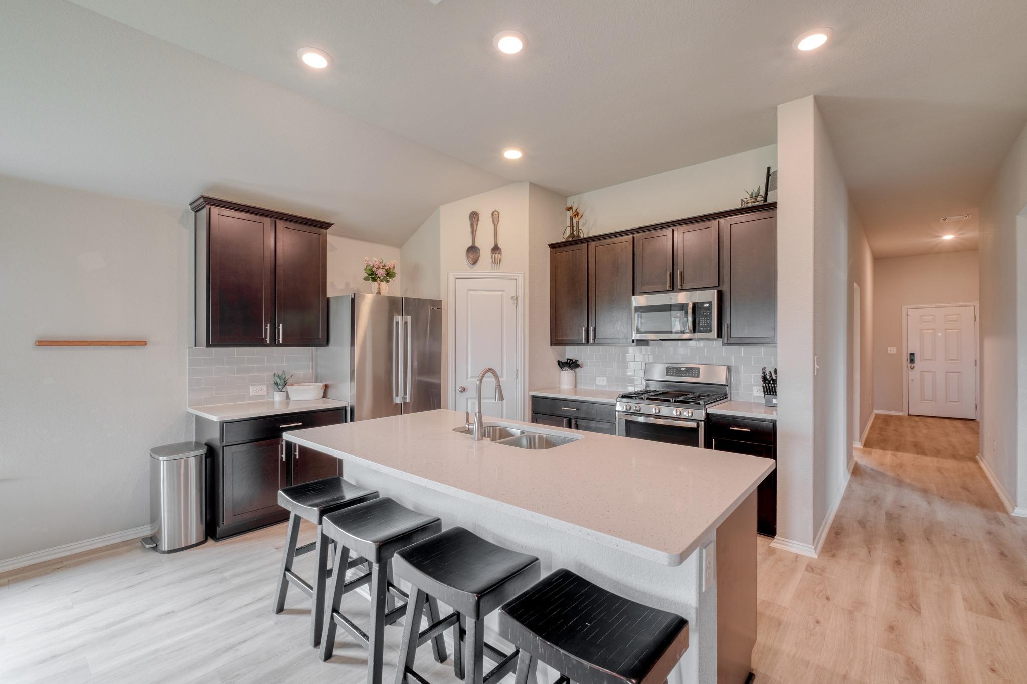 1000 Bright Star Cv, Georgetown, TX 78628