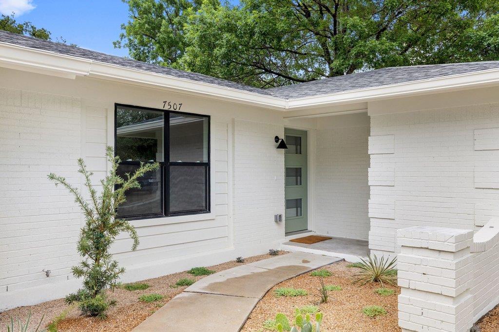 7507 Daugherty St, Austin, TX 78757