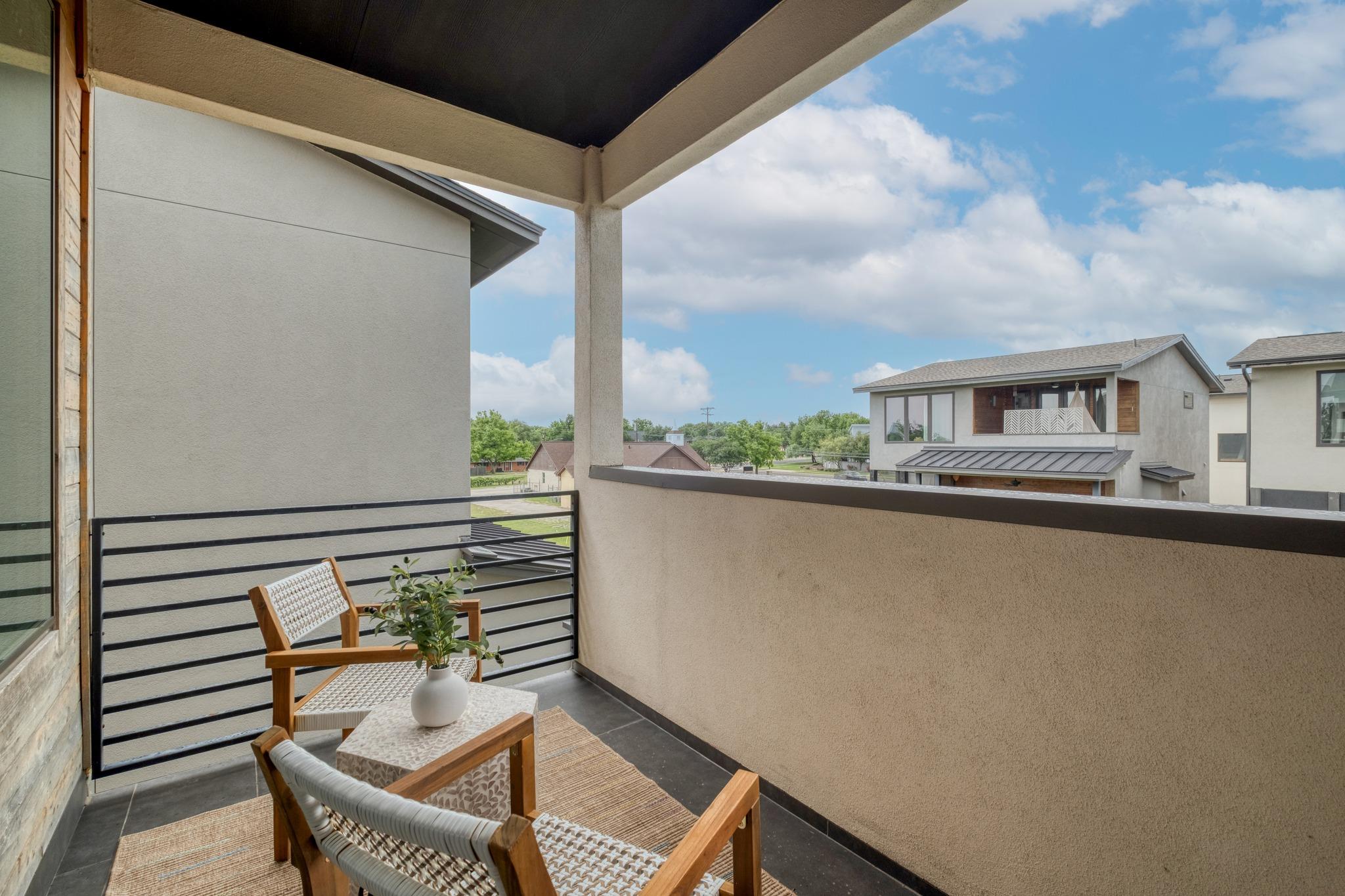 5002 E Pecan Springs Rd # 7, Austin, TX 78723