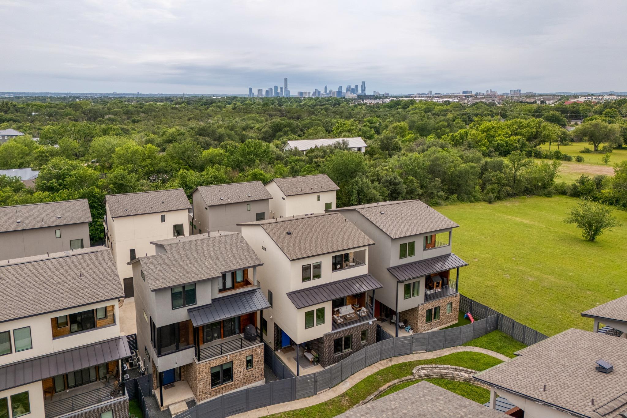 5002 E Pecan Springs Rd # 7, Austin, TX 78723