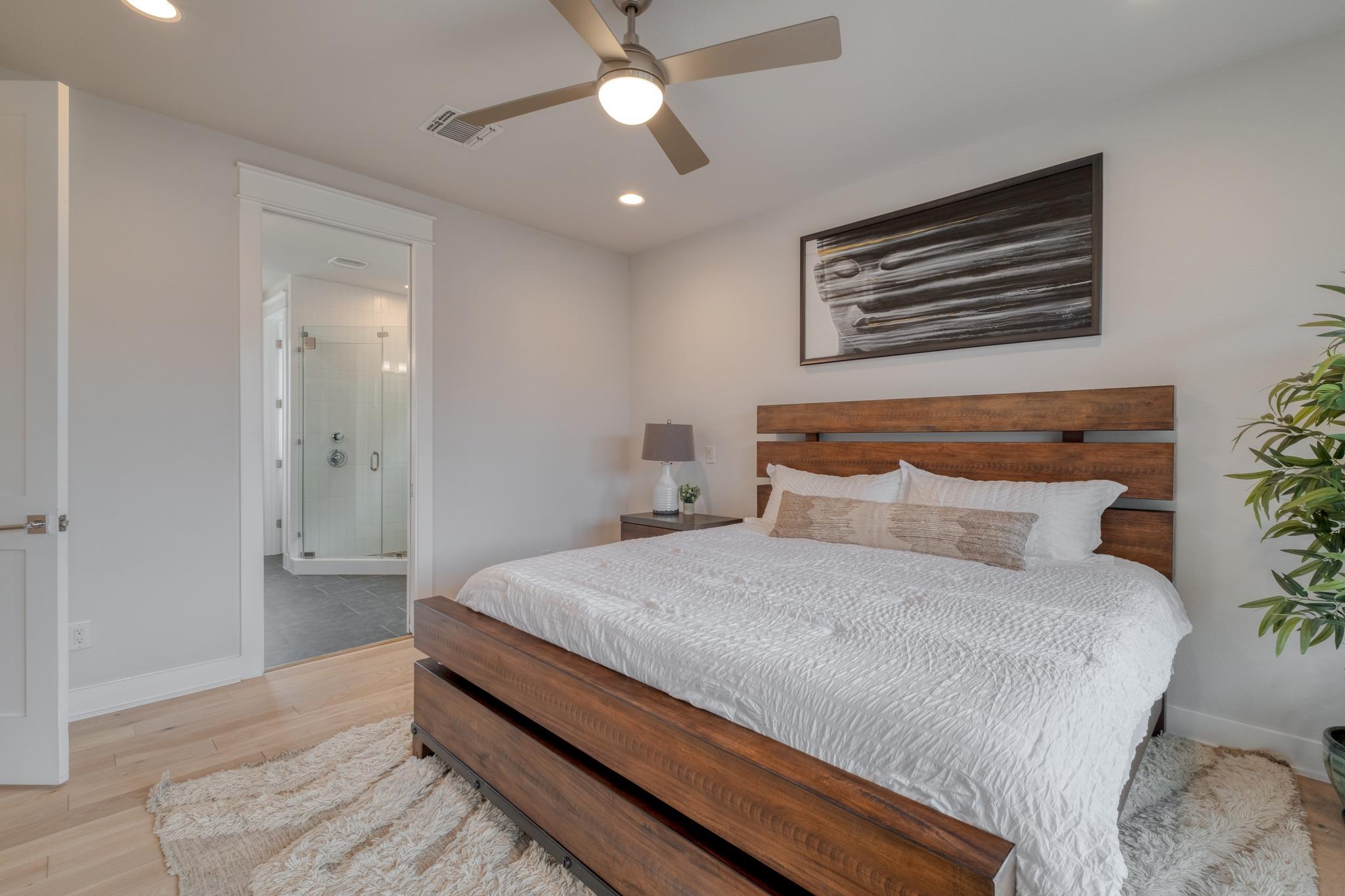 5002 E Pecan Springs Rd # 7, Austin, TX 78723