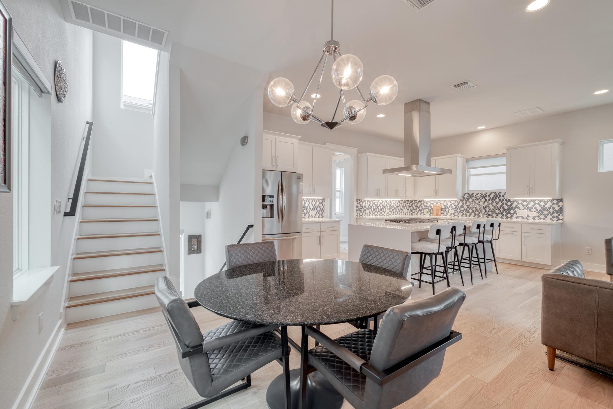 5002 E Pecan Springs Rd # 7, Austin, TX 78723