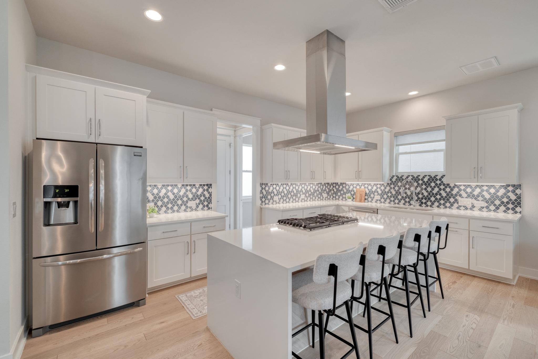 5002 E Pecan Springs Rd # 7, Austin, TX 78723