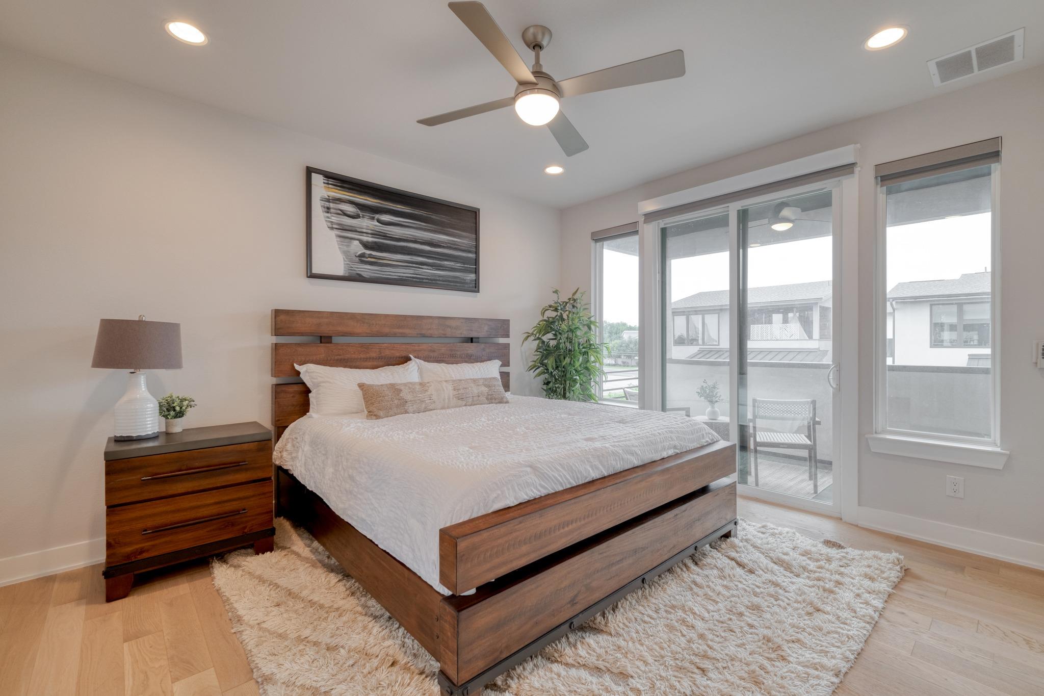 5002 E Pecan Springs Rd # 7, Austin, TX 78723