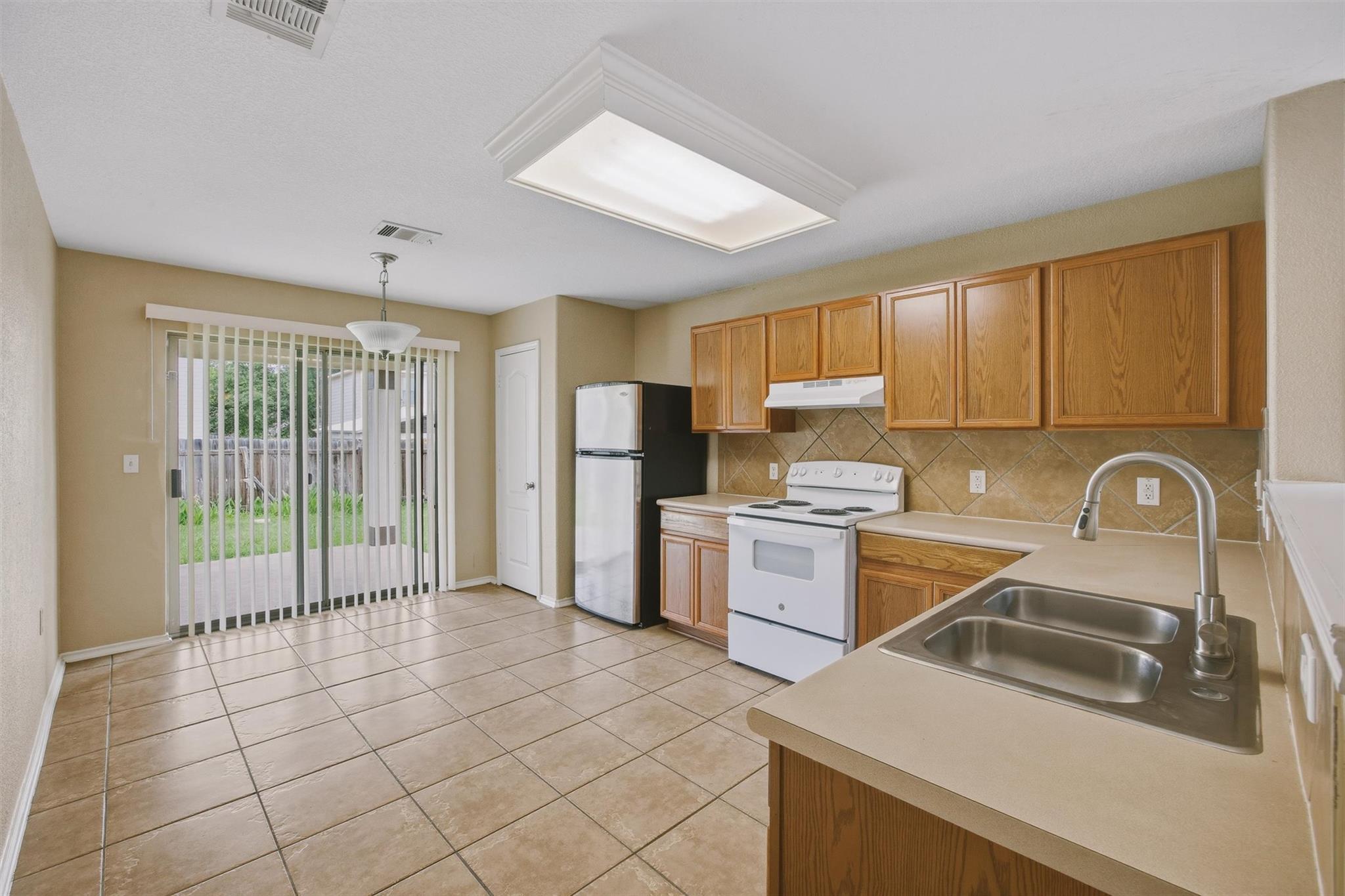 5509 Apple Orchard Ln, Austin, TX 78744